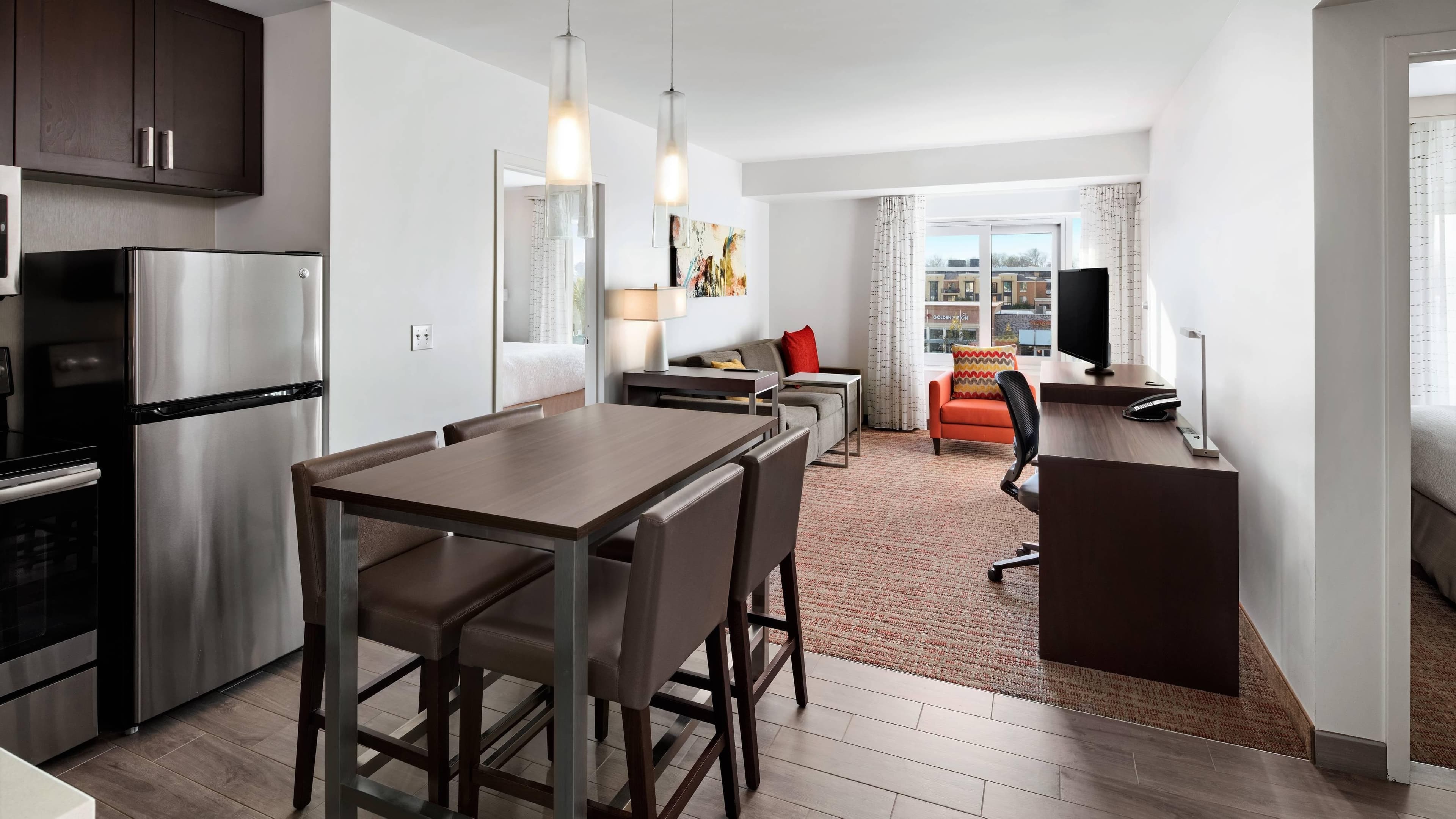 1 Bedroom Suite - Image 2