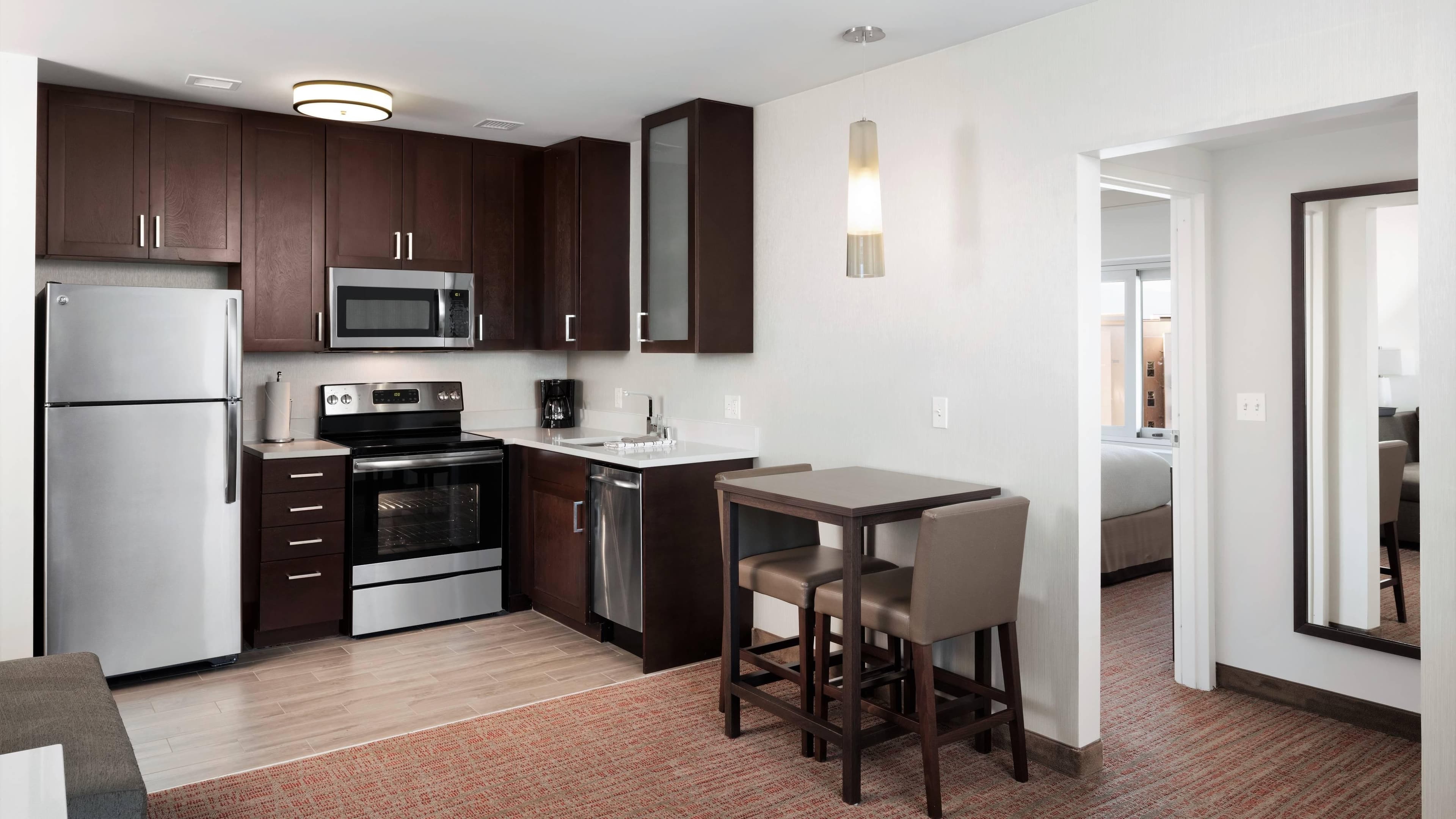 1 Bedroom Suite - Image 1