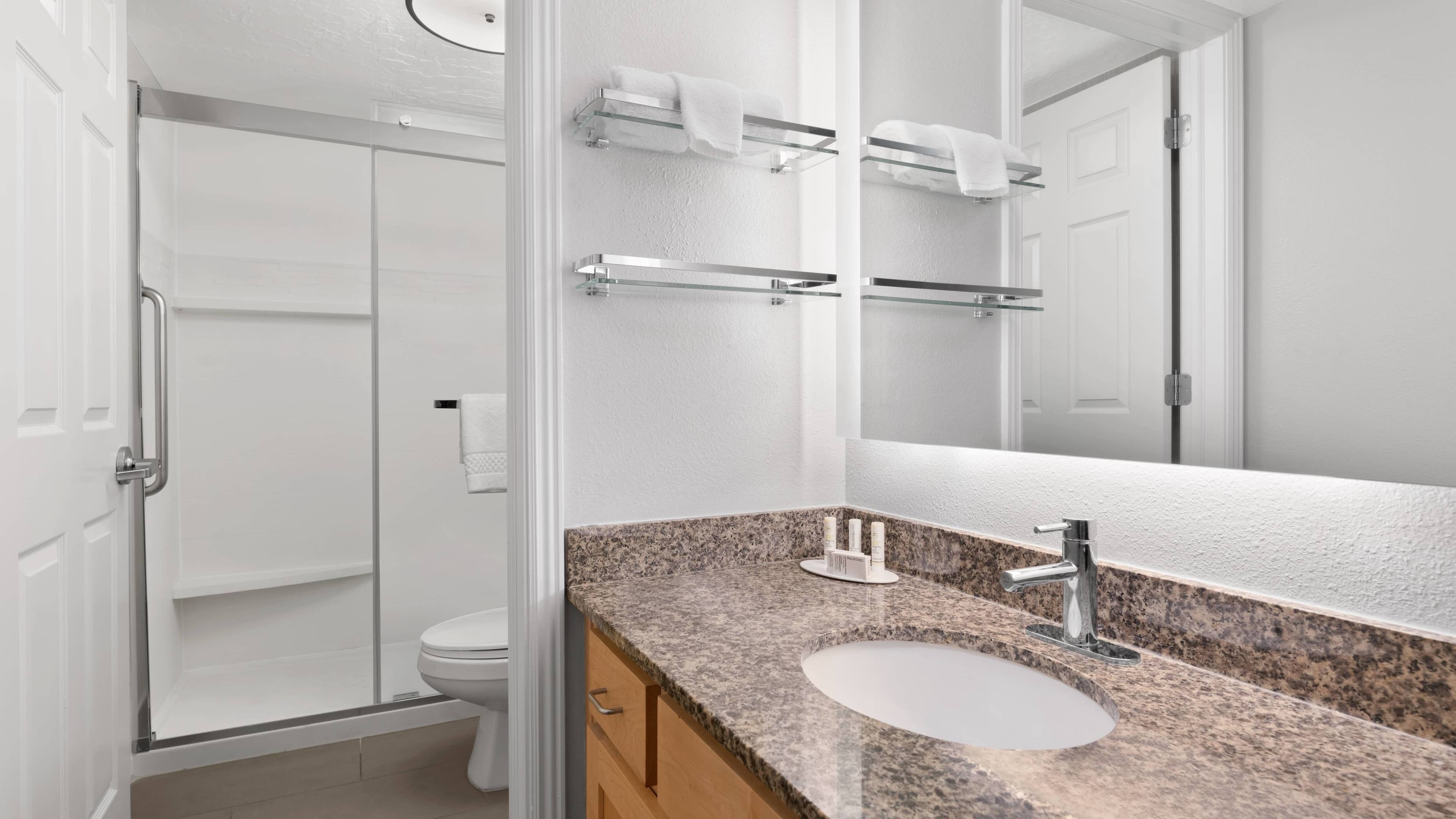 1 Bedroom Suite - Image 11