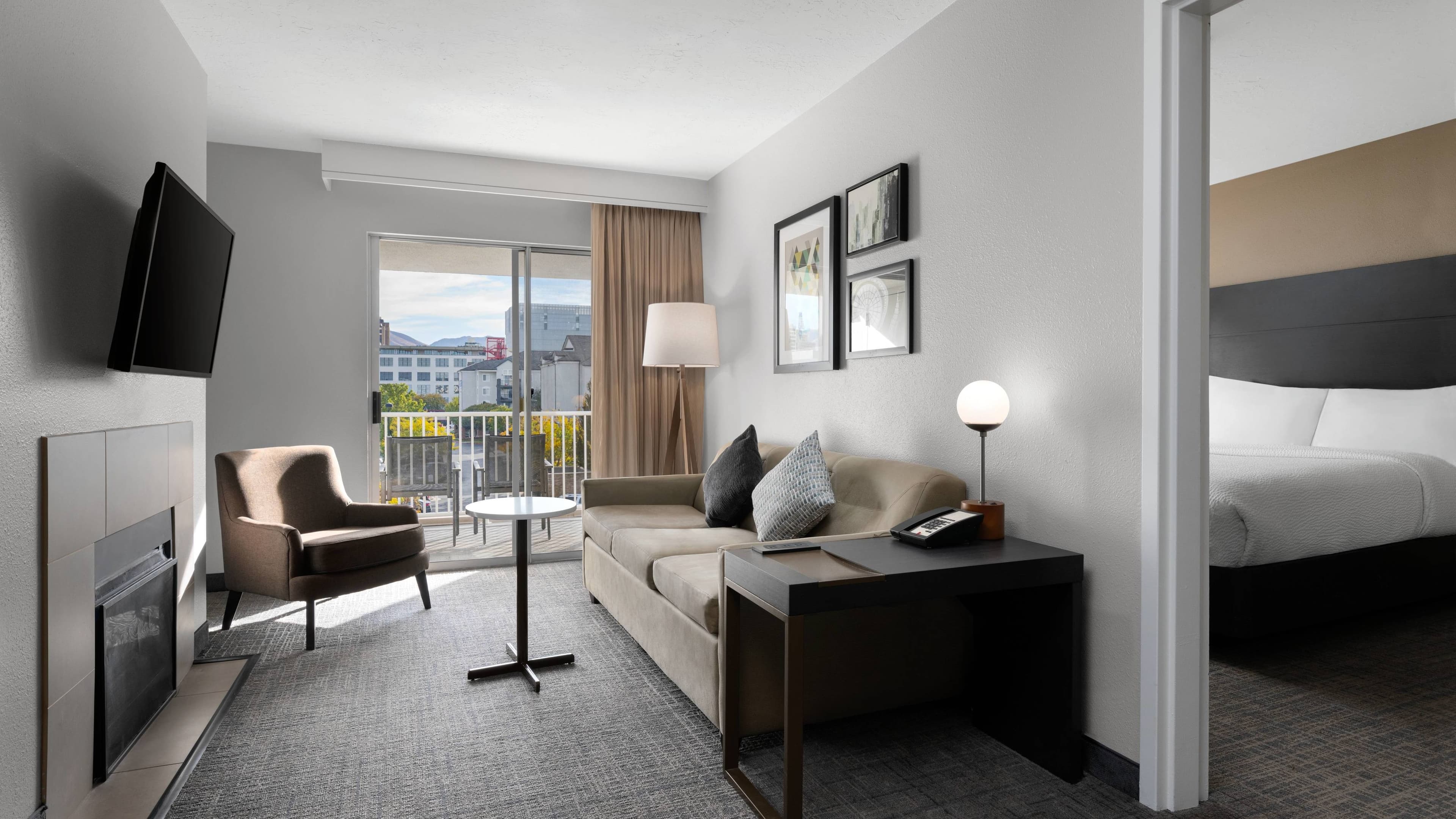 1 Bedroom Suite - Image 1