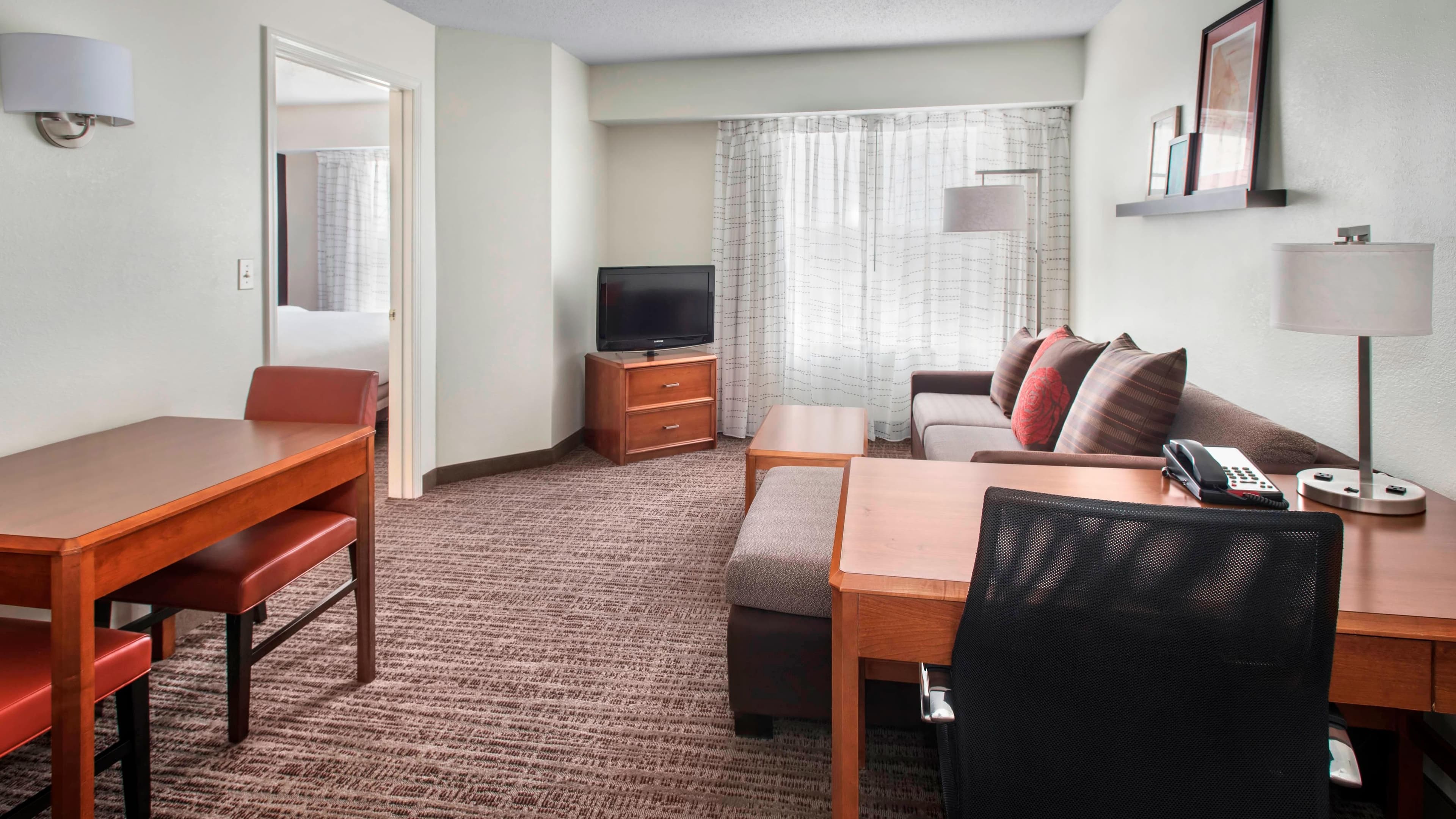 1 Bedroom Suite - Image 1