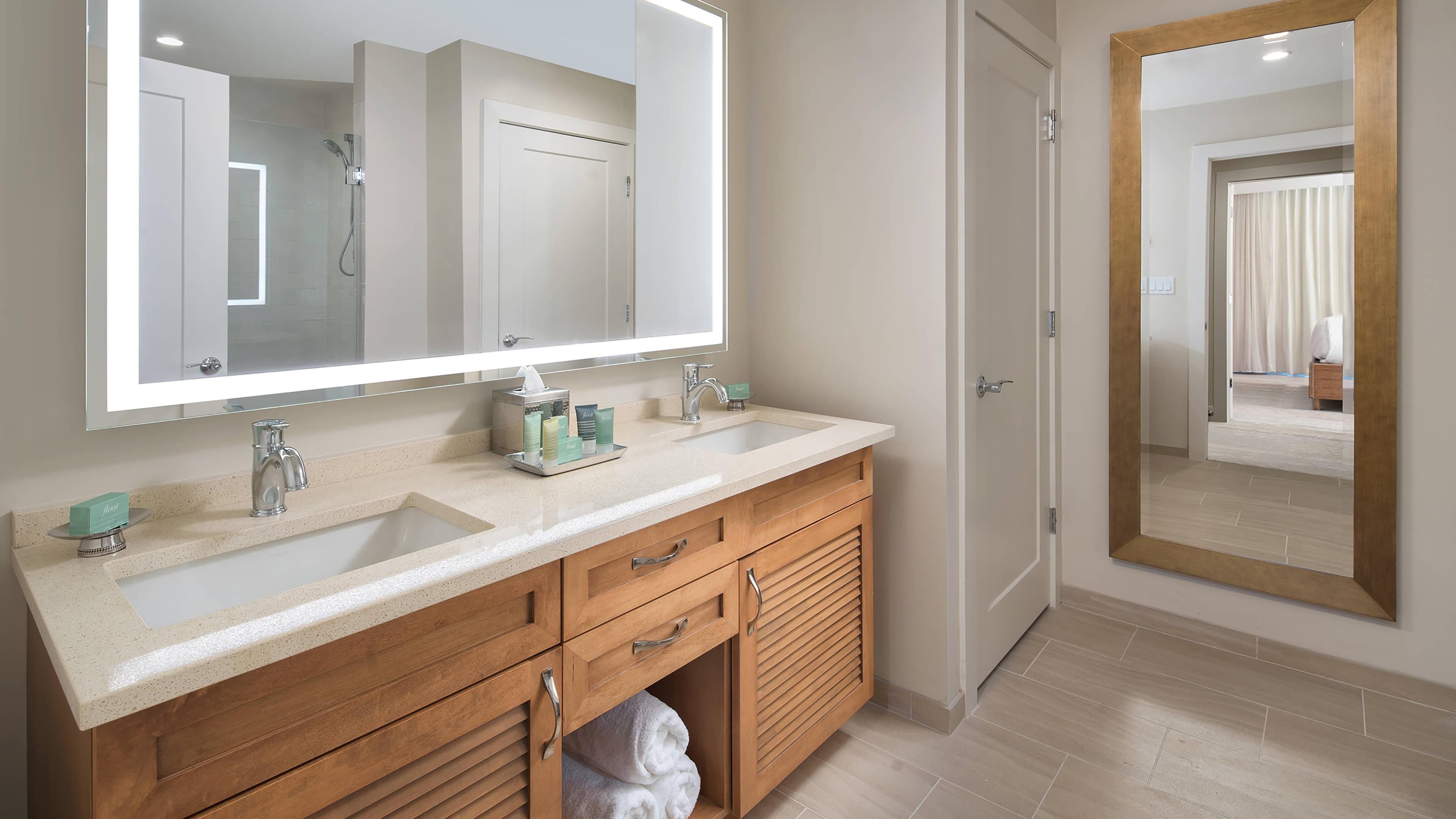 Grand Island Villa - Image 8