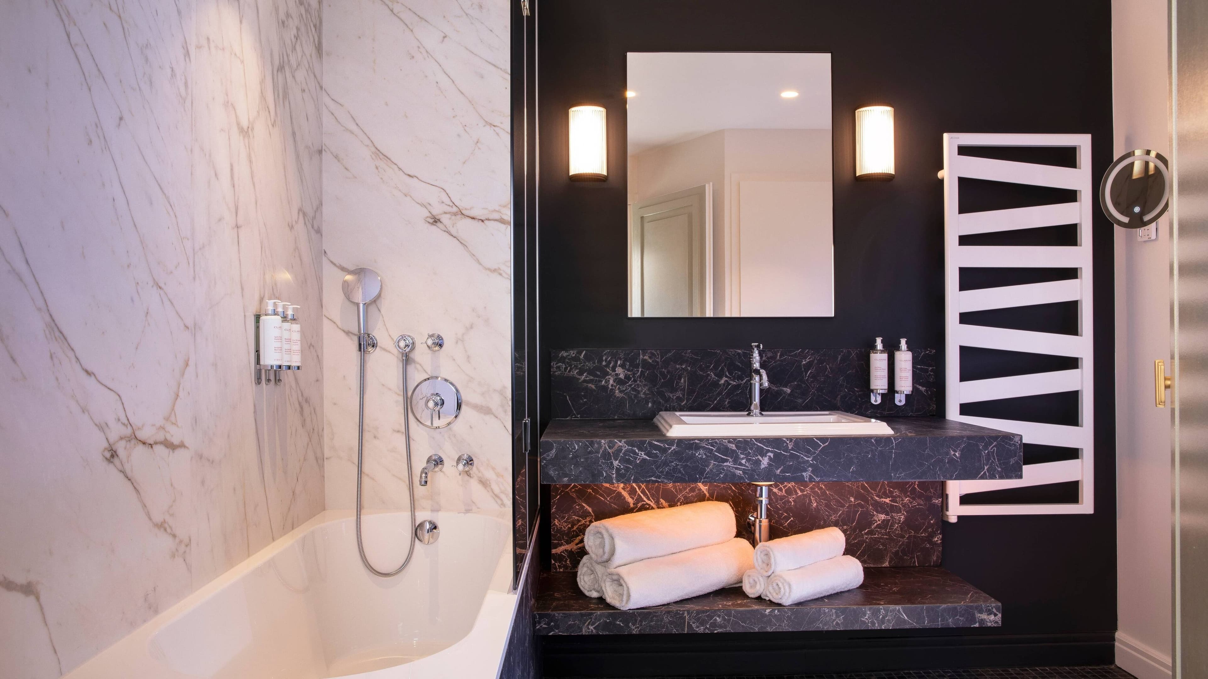 Superior Queen - Image 5