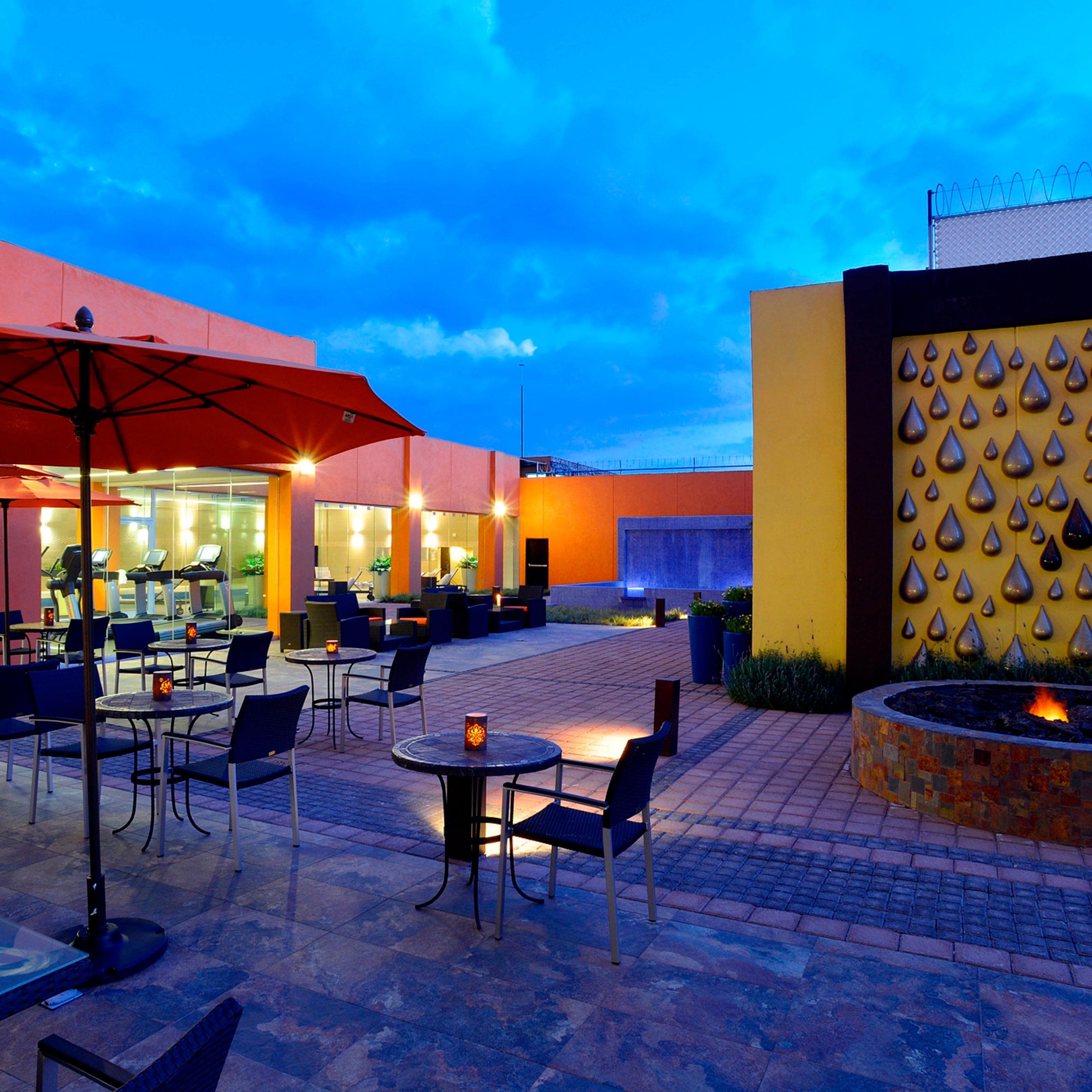 Courtyard Toluca Tollocan