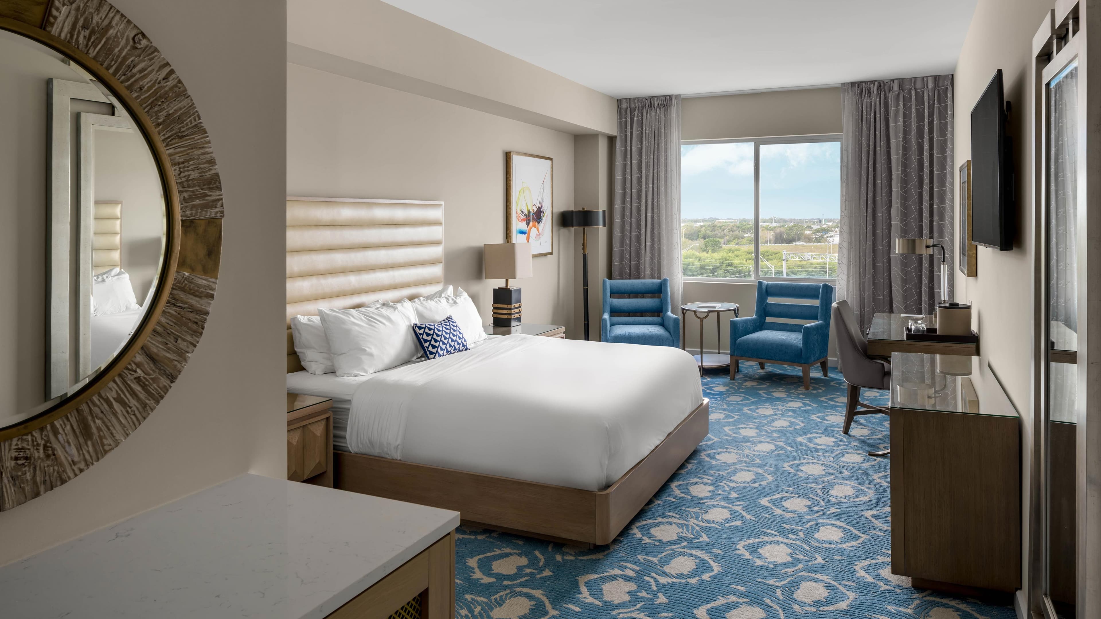 Classic King - Image 1