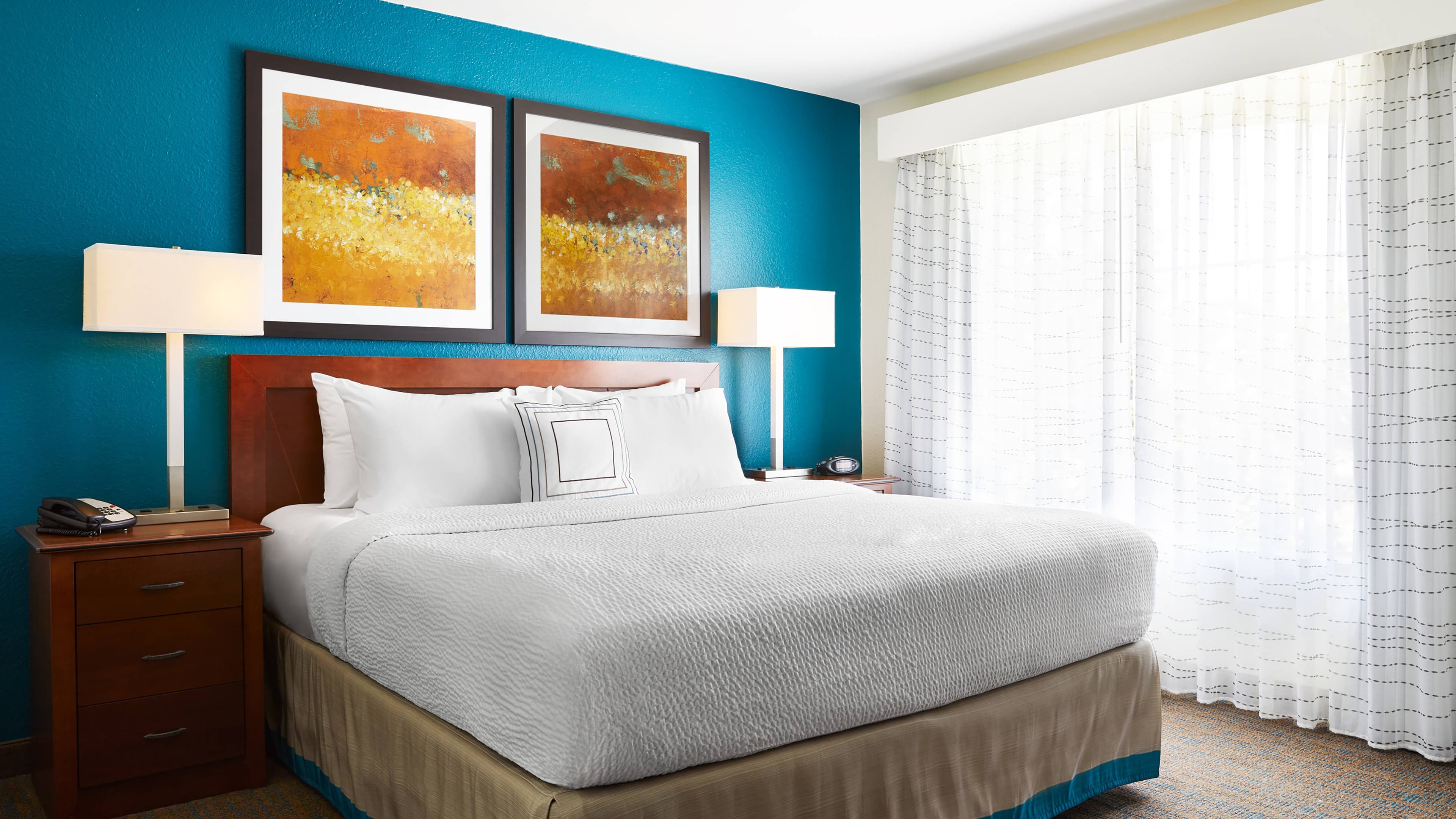 King Studio Suite - Image 3