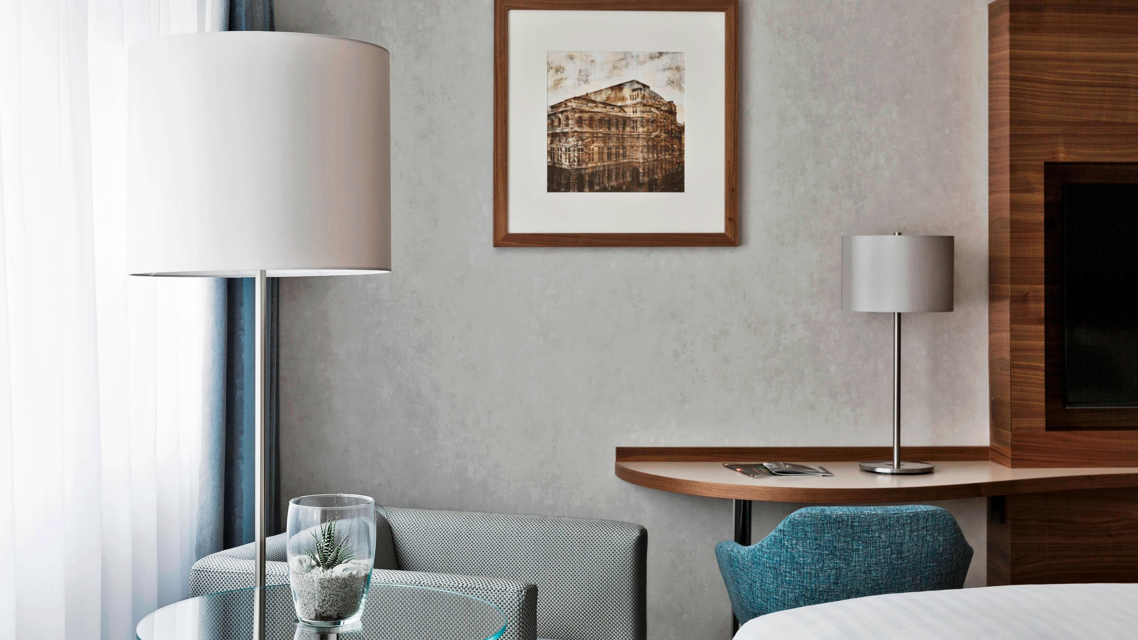 Deluxe Room - Image 2