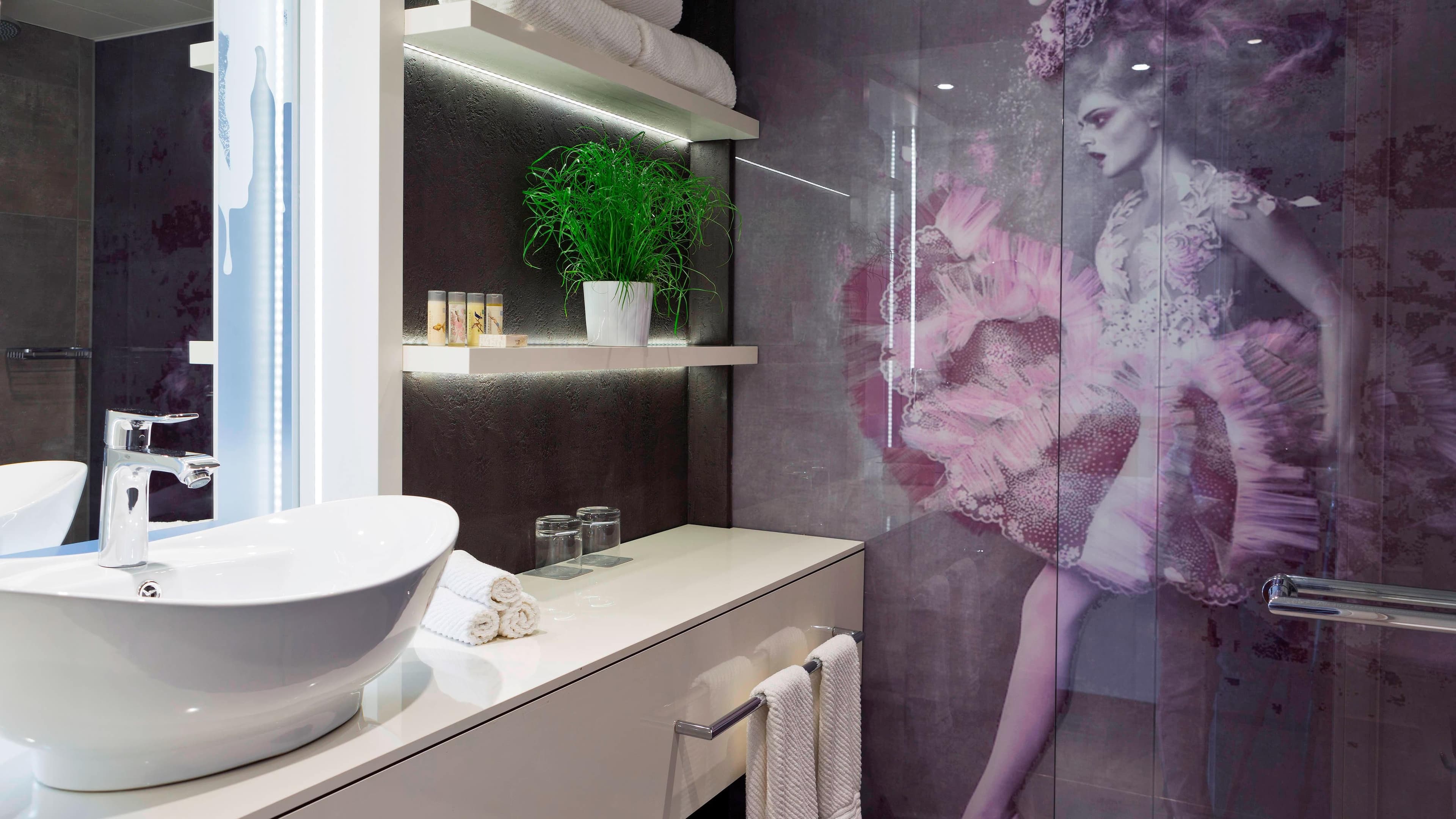 Classic Room - Image 6