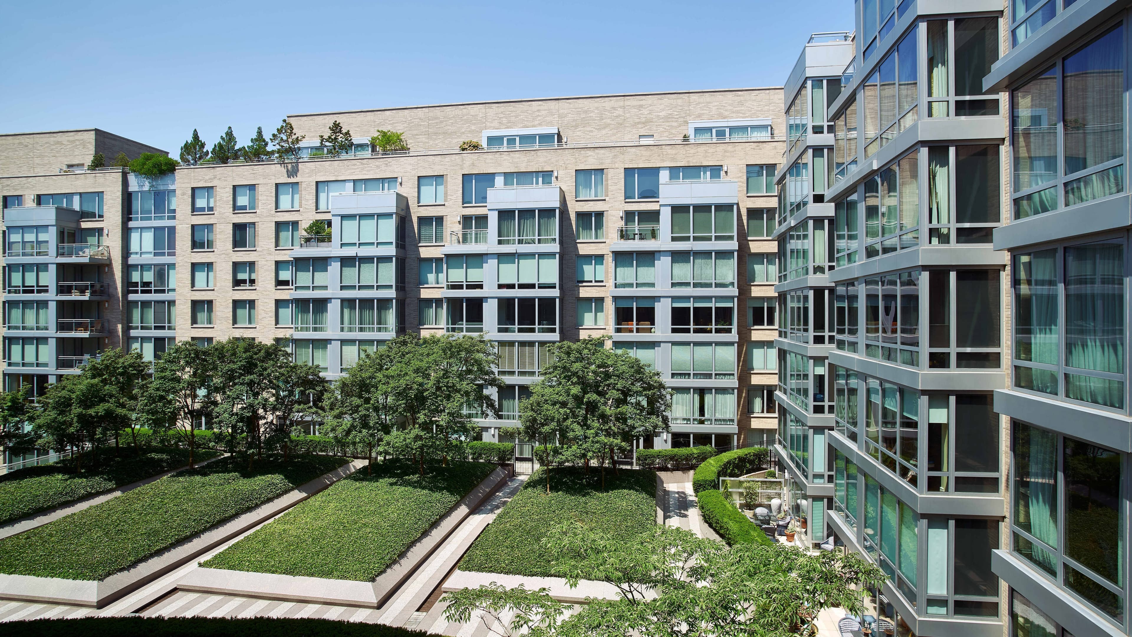 Premiere Double Room - Image 4