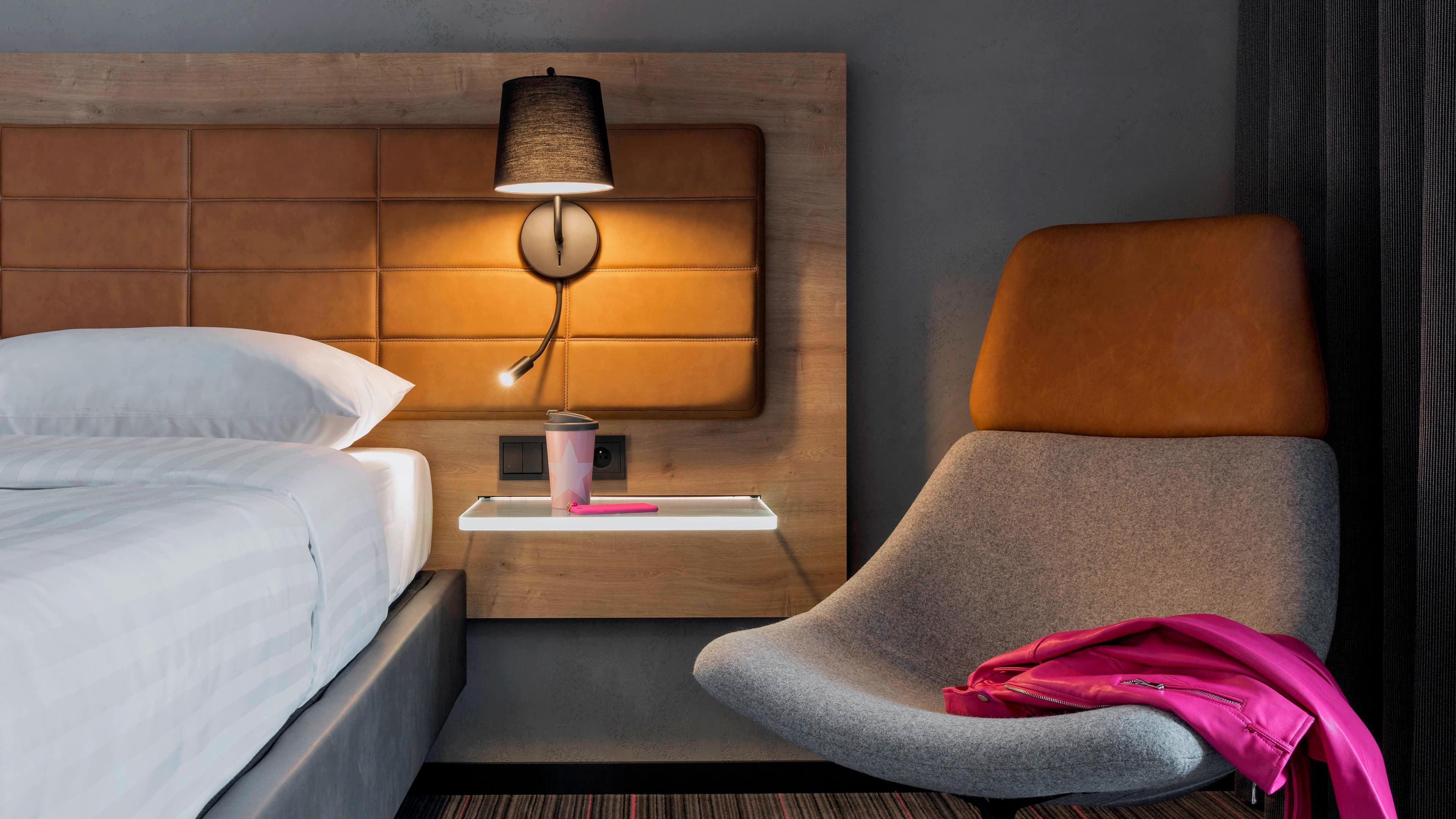 Moxy Sleeper - Image 2