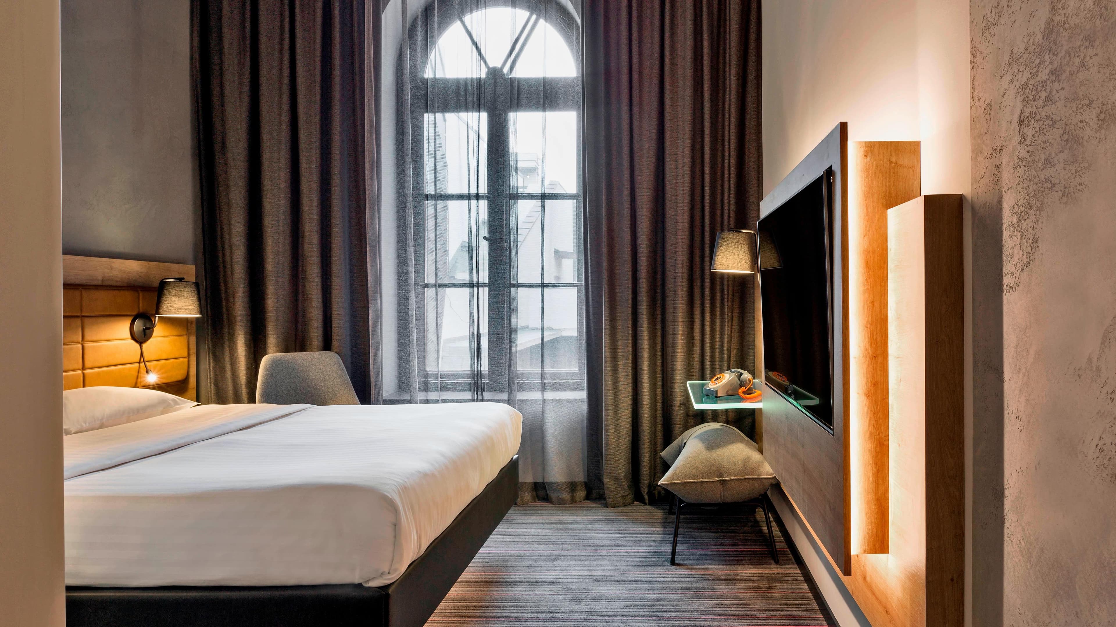 Moxy Sleeper - Image 3