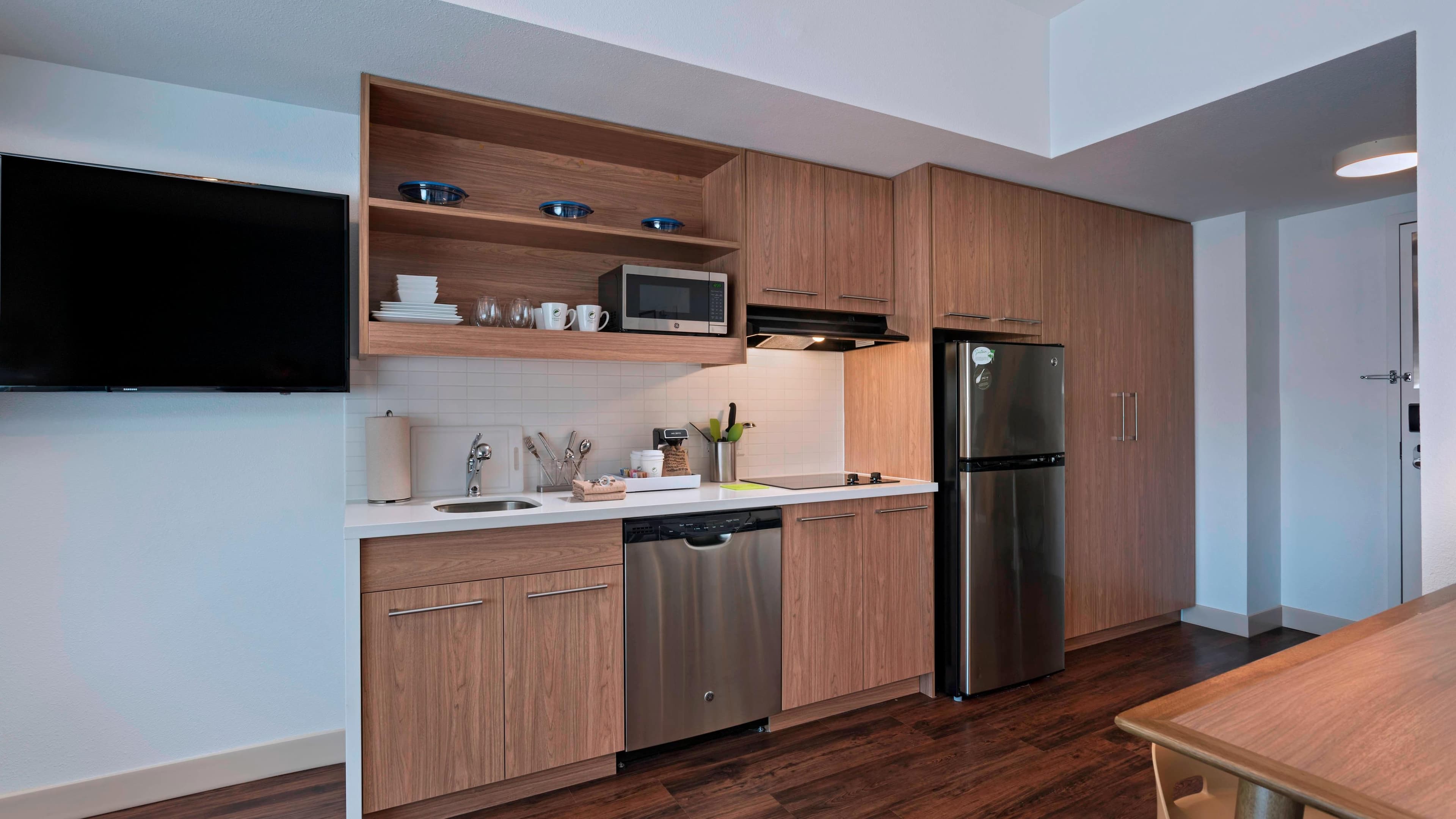 Studio King - Image 3