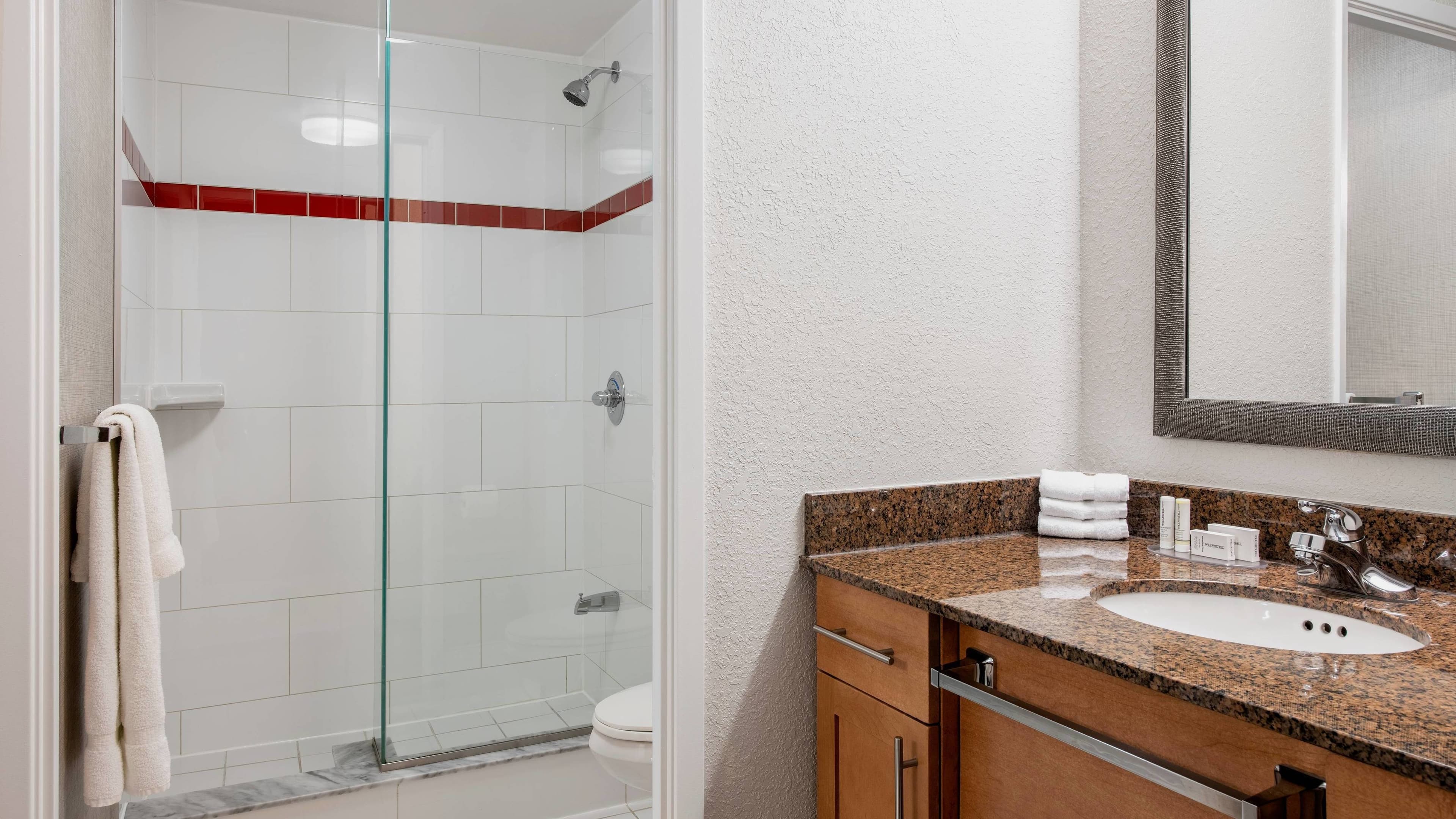 1 Bedroom Suite - Image 4