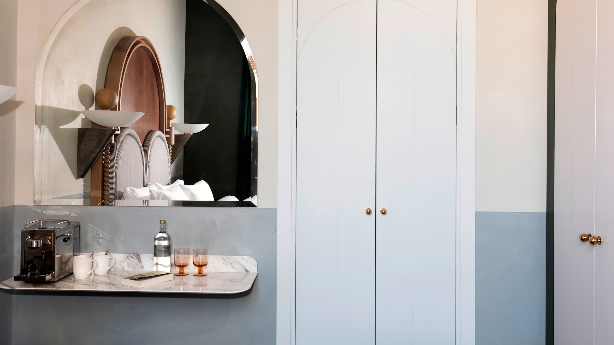 Trovaso Single Room - Image 5