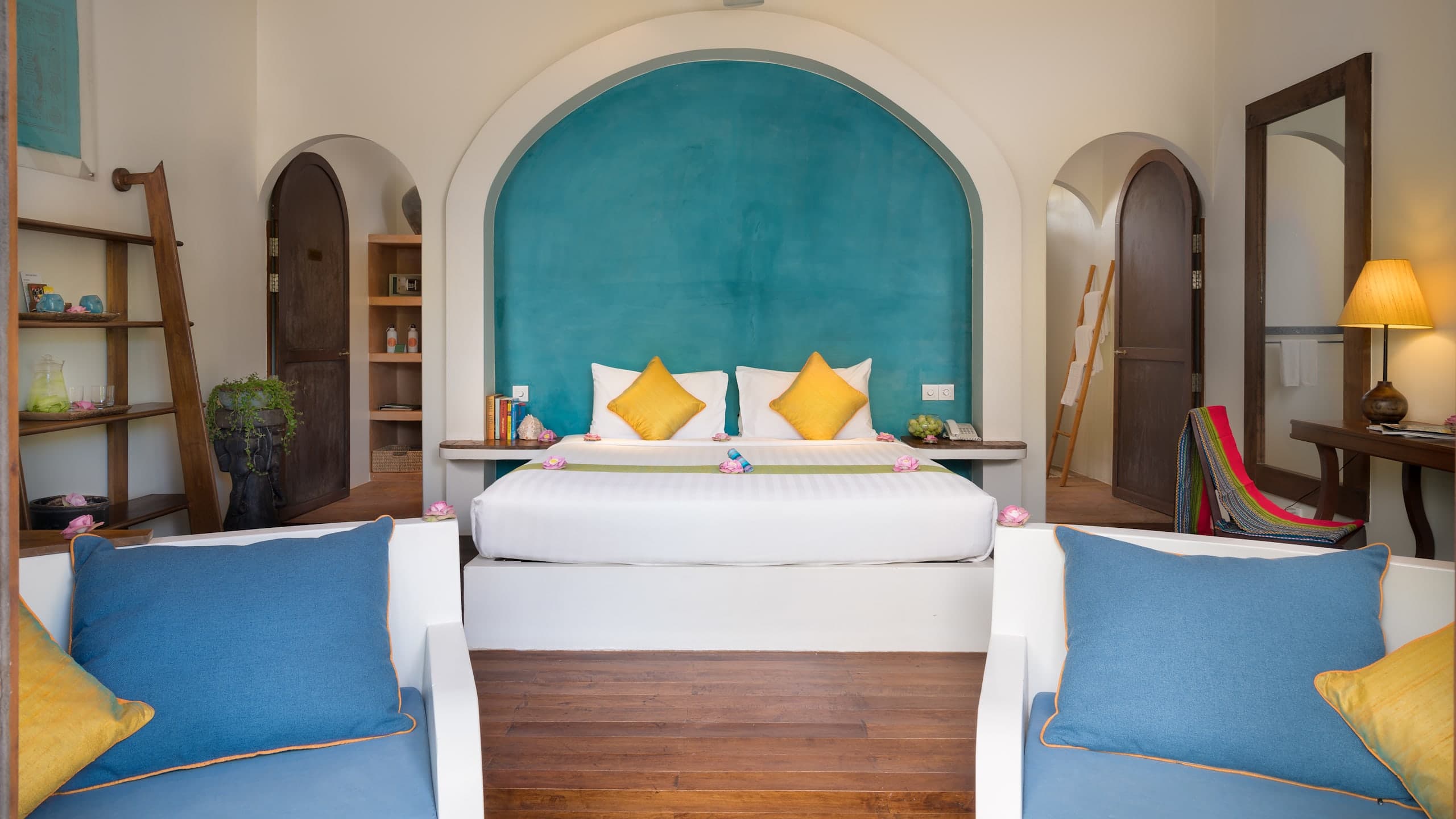 Explorer Double Room - Image 2