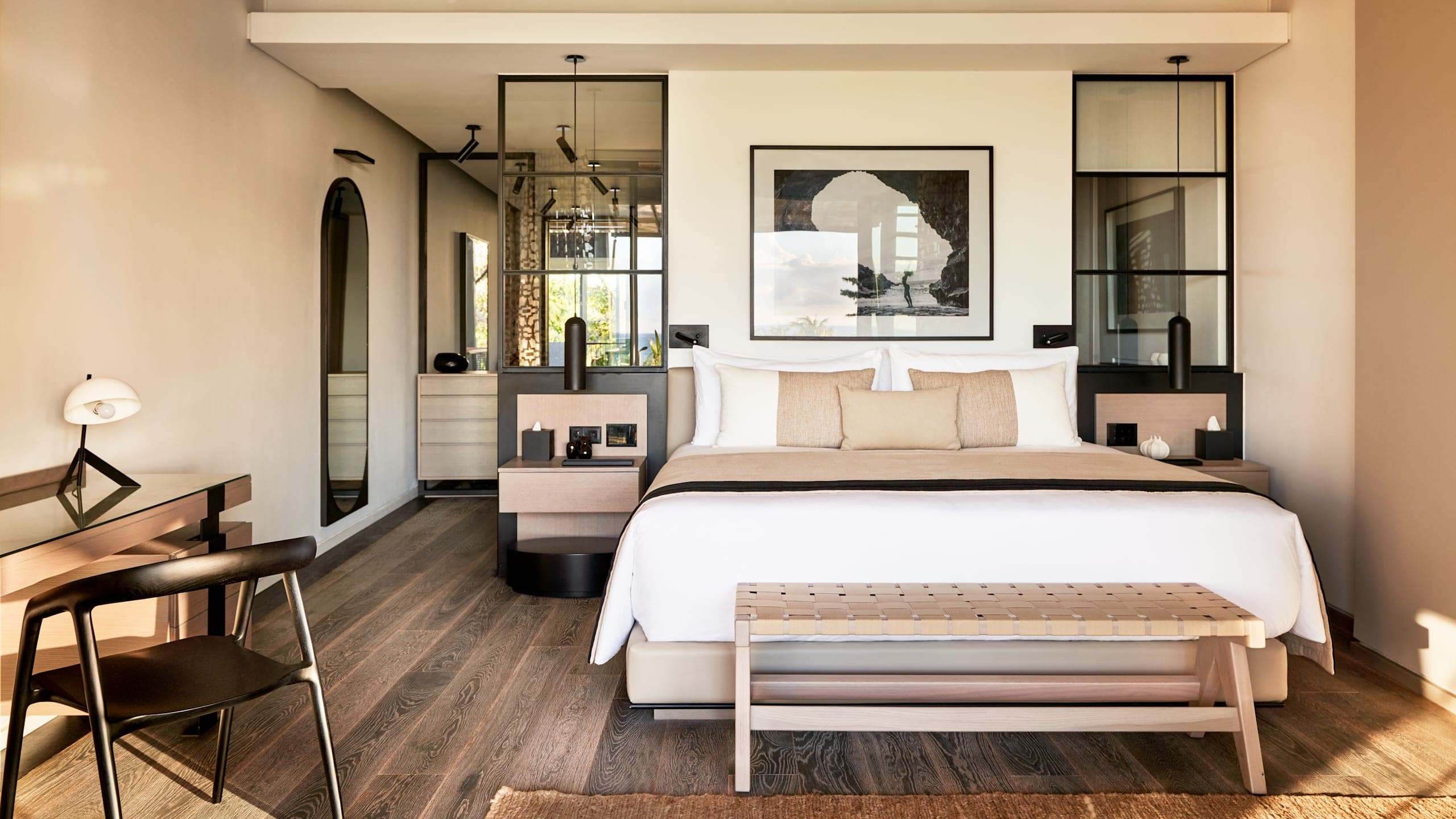 Lux Junior Suite - Image 2