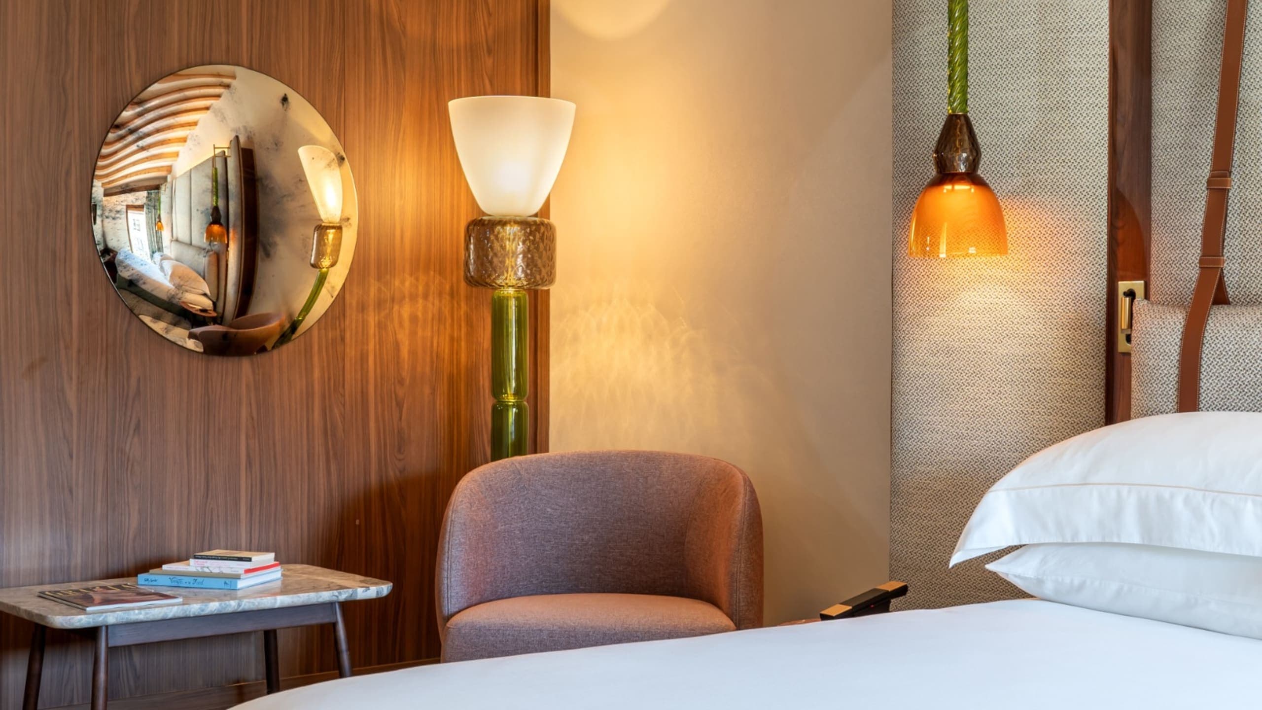 Deluxe Room - Image 1