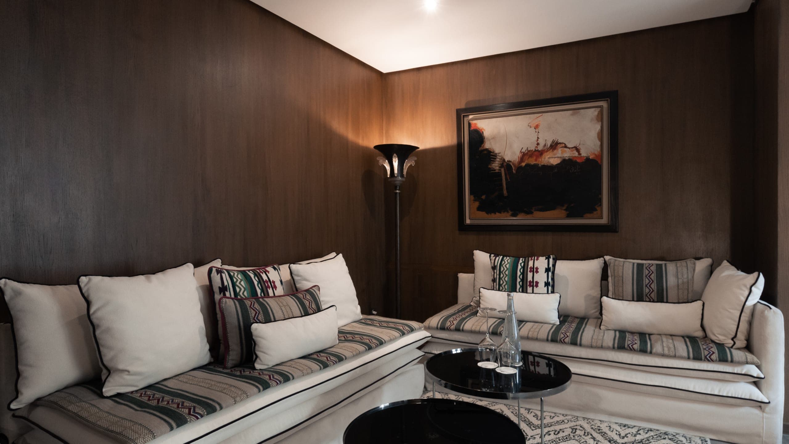 Deluxe Room - Image 6