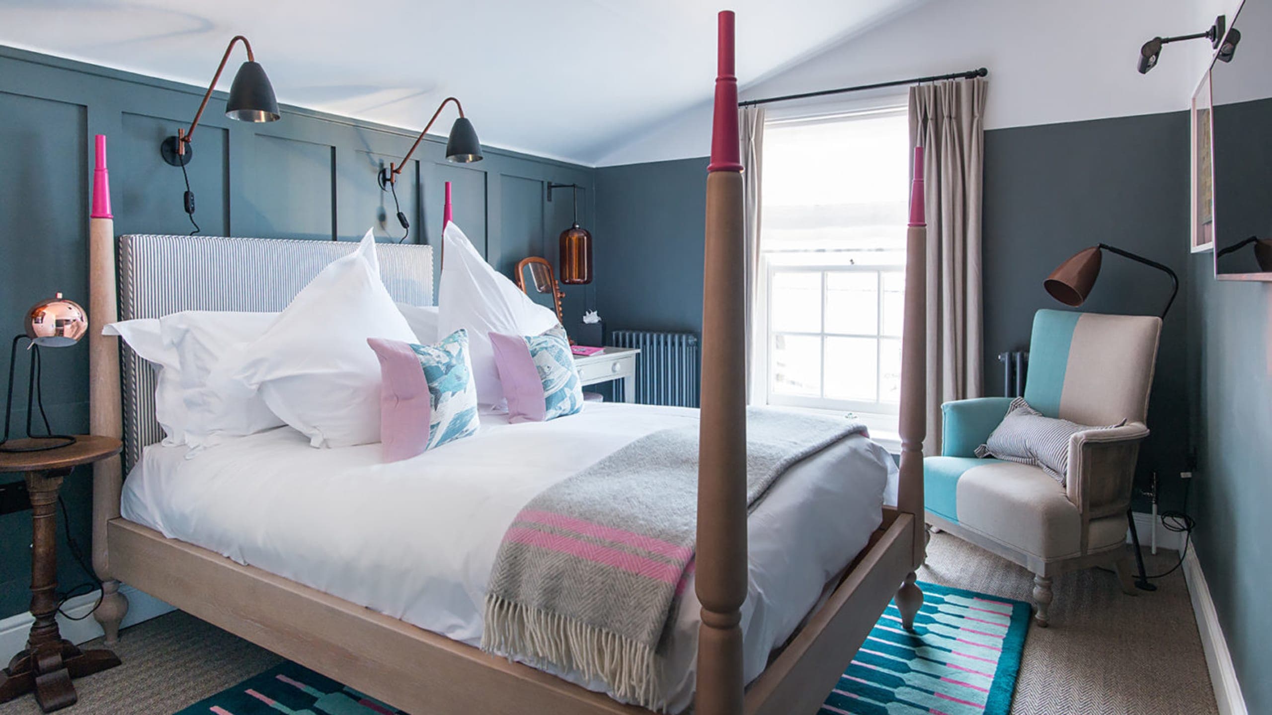 Excellent Small Double - Image 1