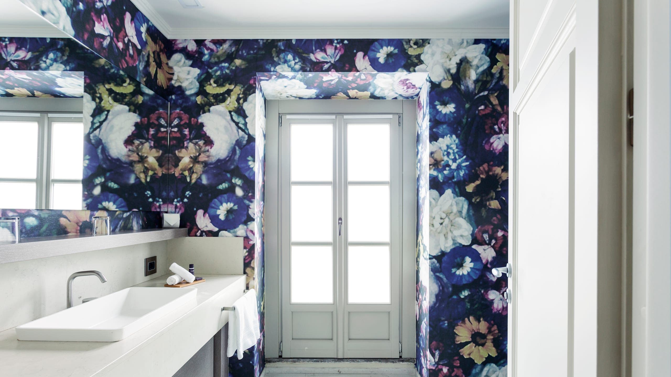 Deluxe Room - Image 5