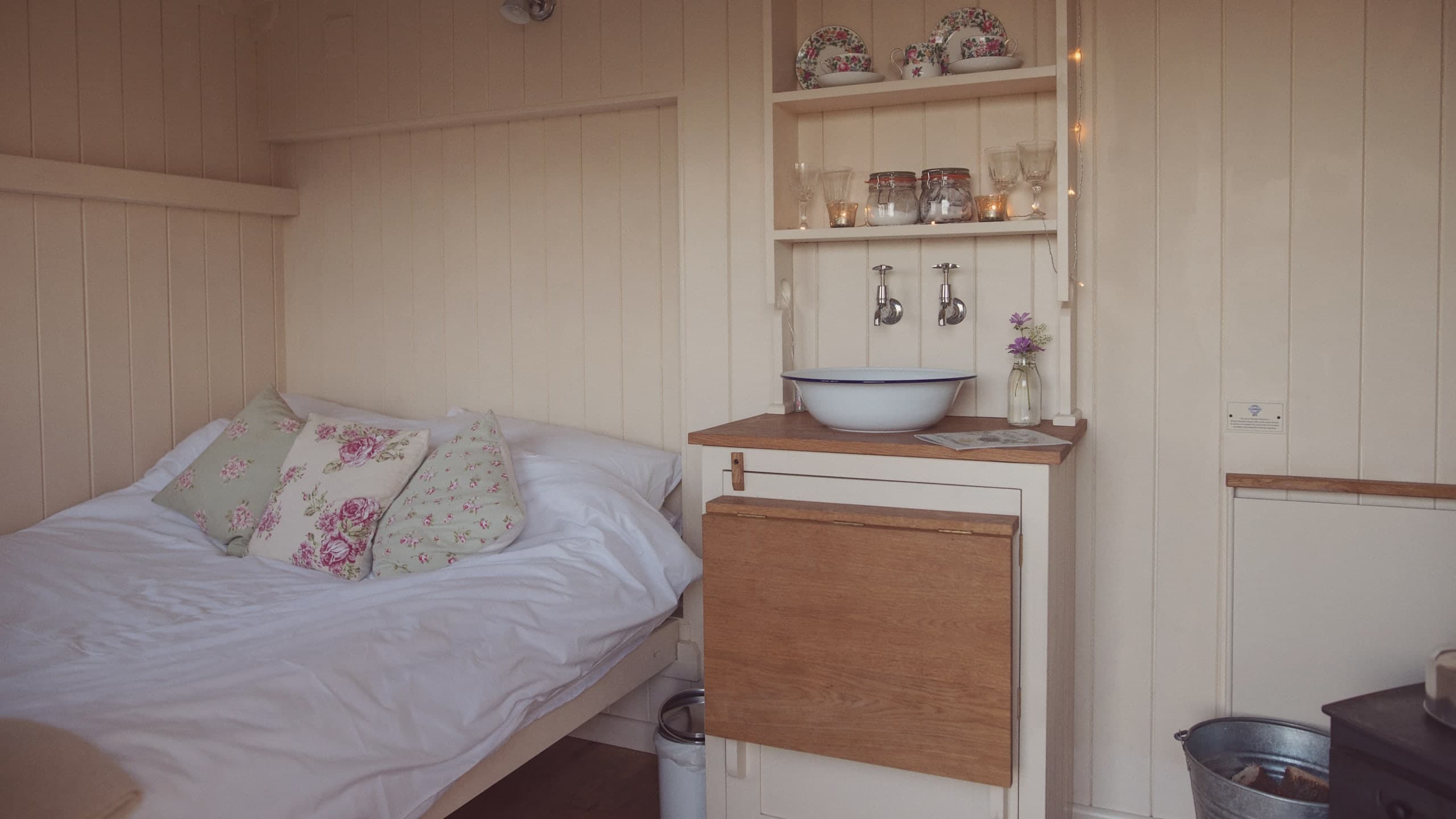 Traditional Shepherd’s Huts - Image 2