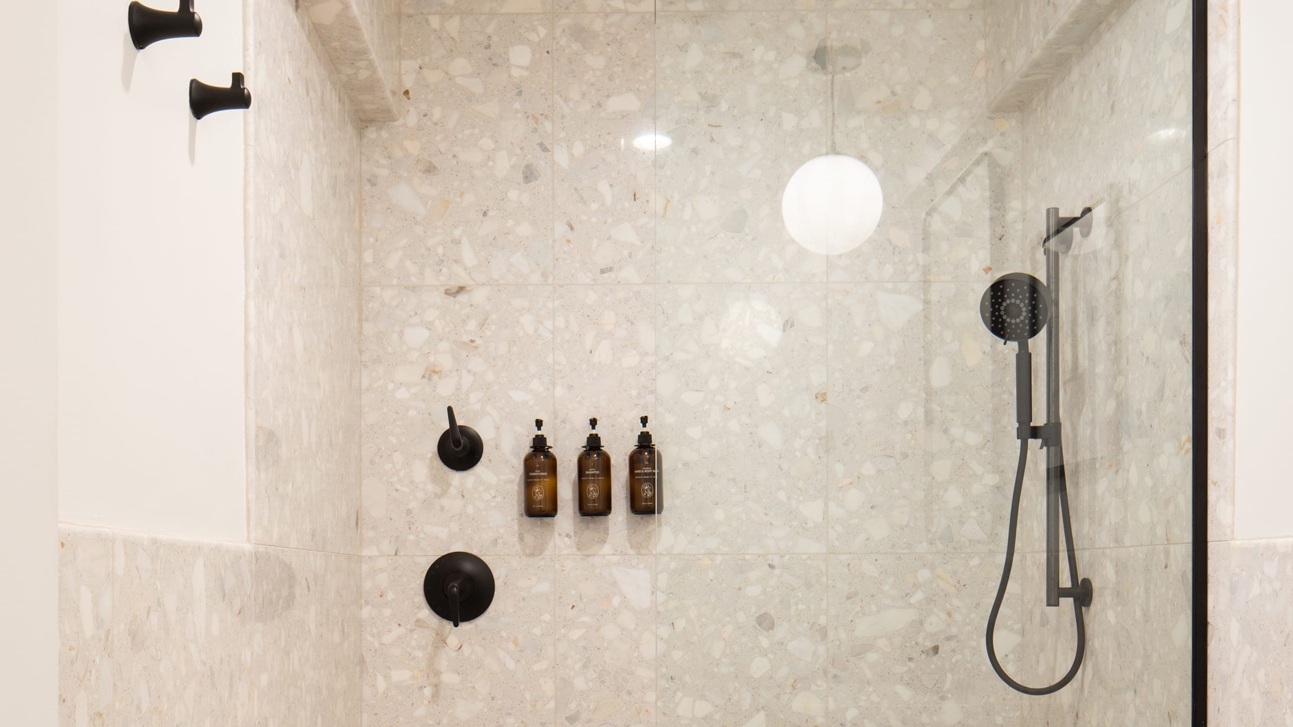 Mini Pearl - Image 1