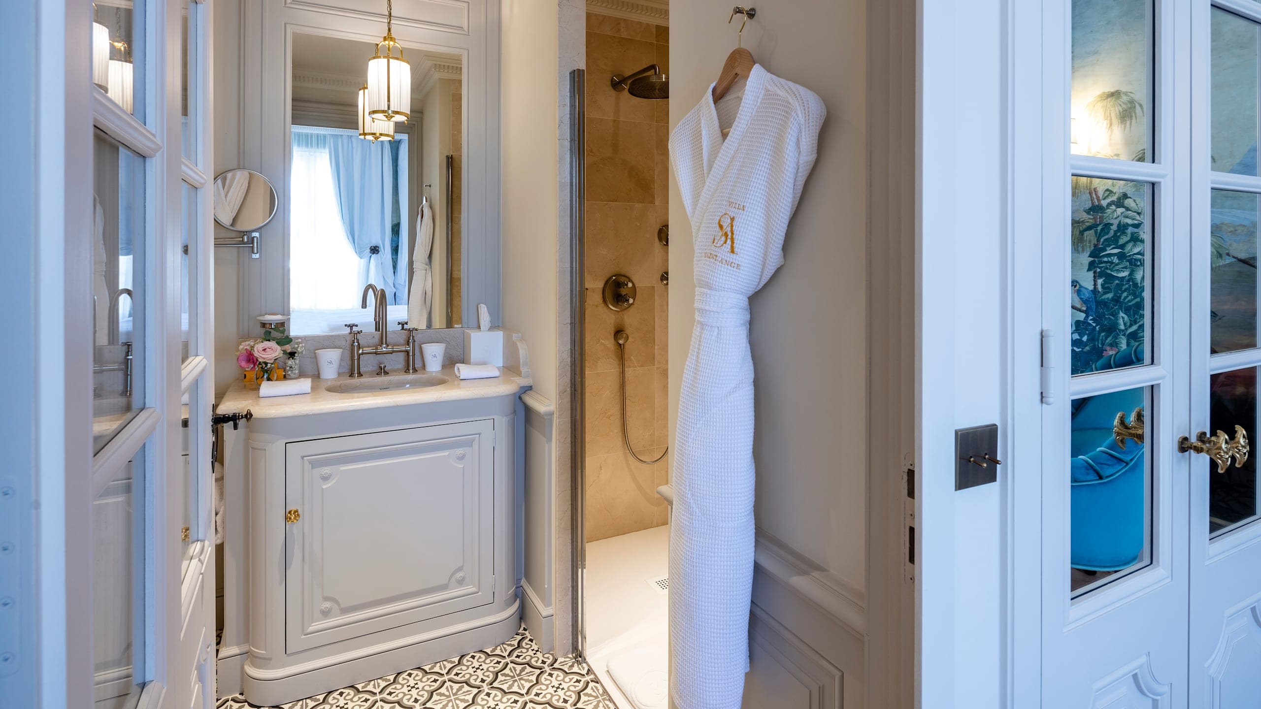 Classic Room  - Image 5