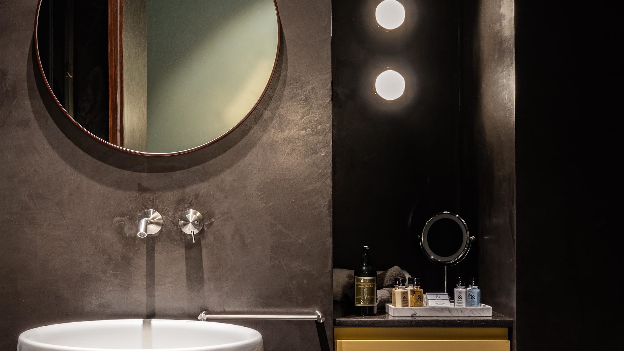 Maruzzo - Comfort Room - Image 2