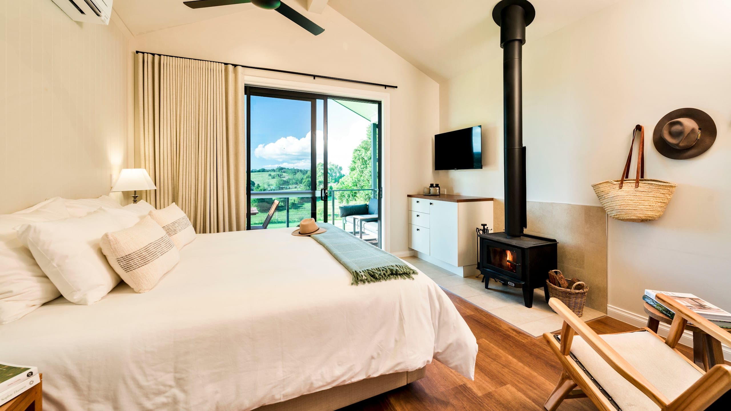 King Cabin - Image 2