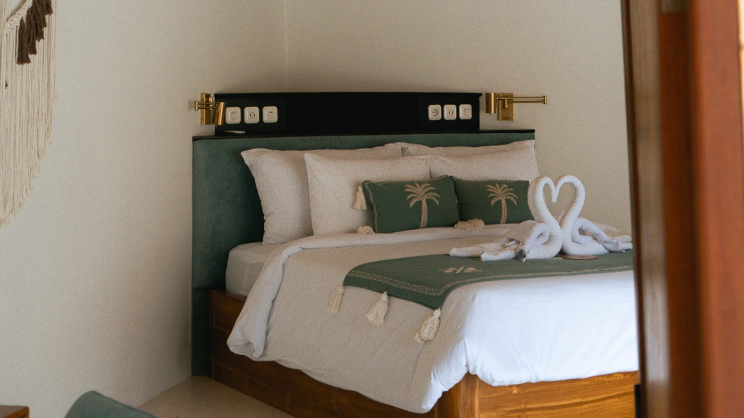 The Tide Suite - Image 6