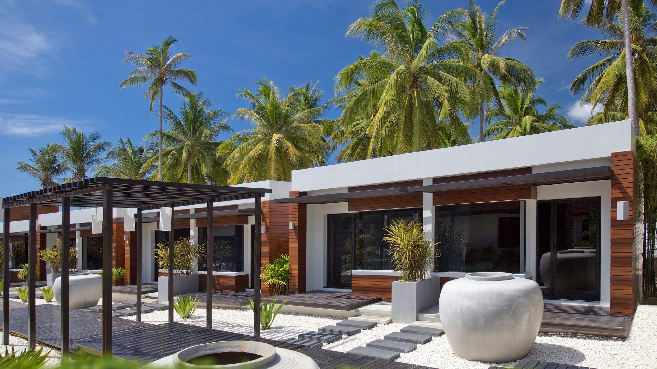 Deluxe Bungalow - Image 1