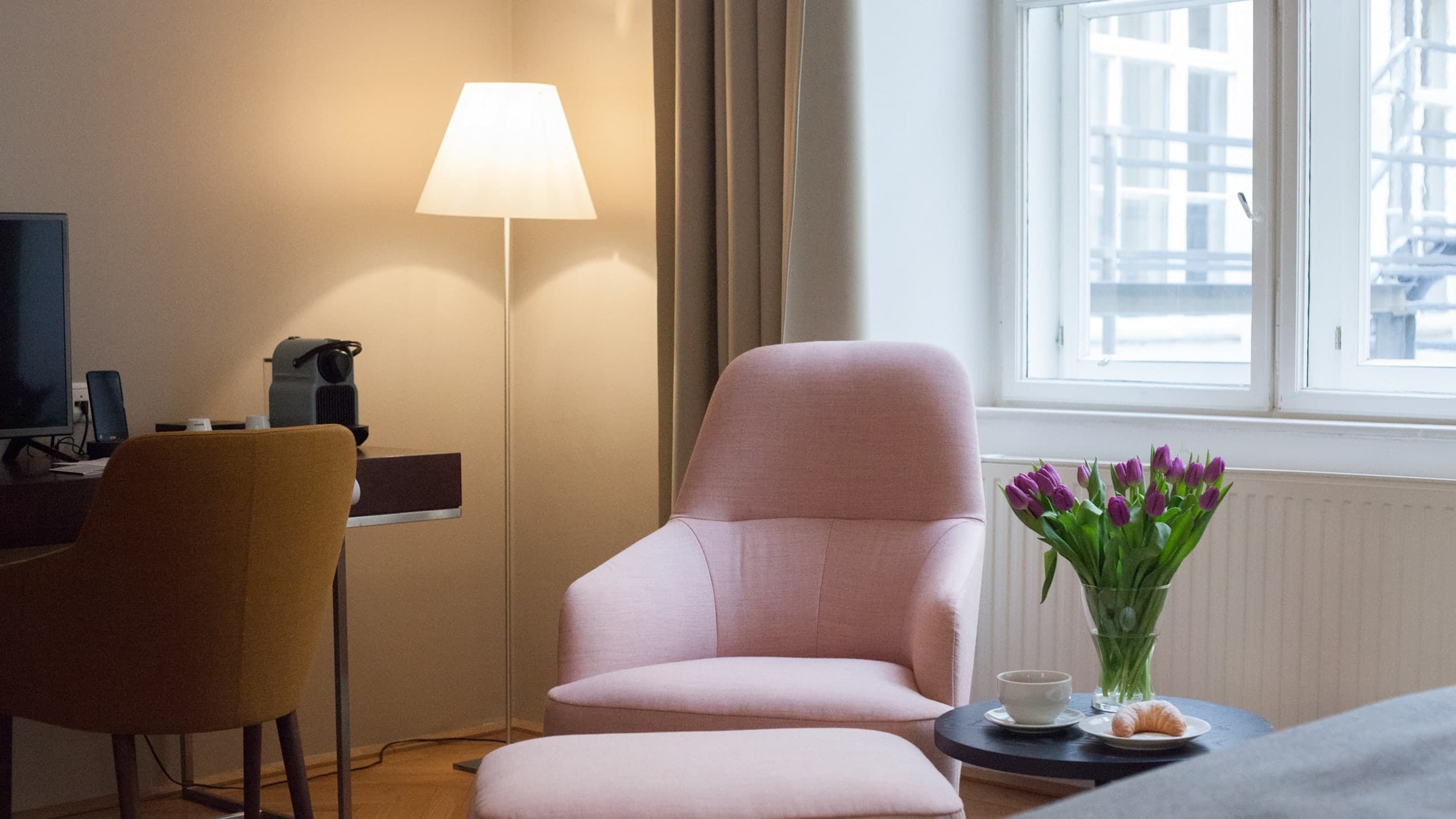 Double Room Medium - Image 6