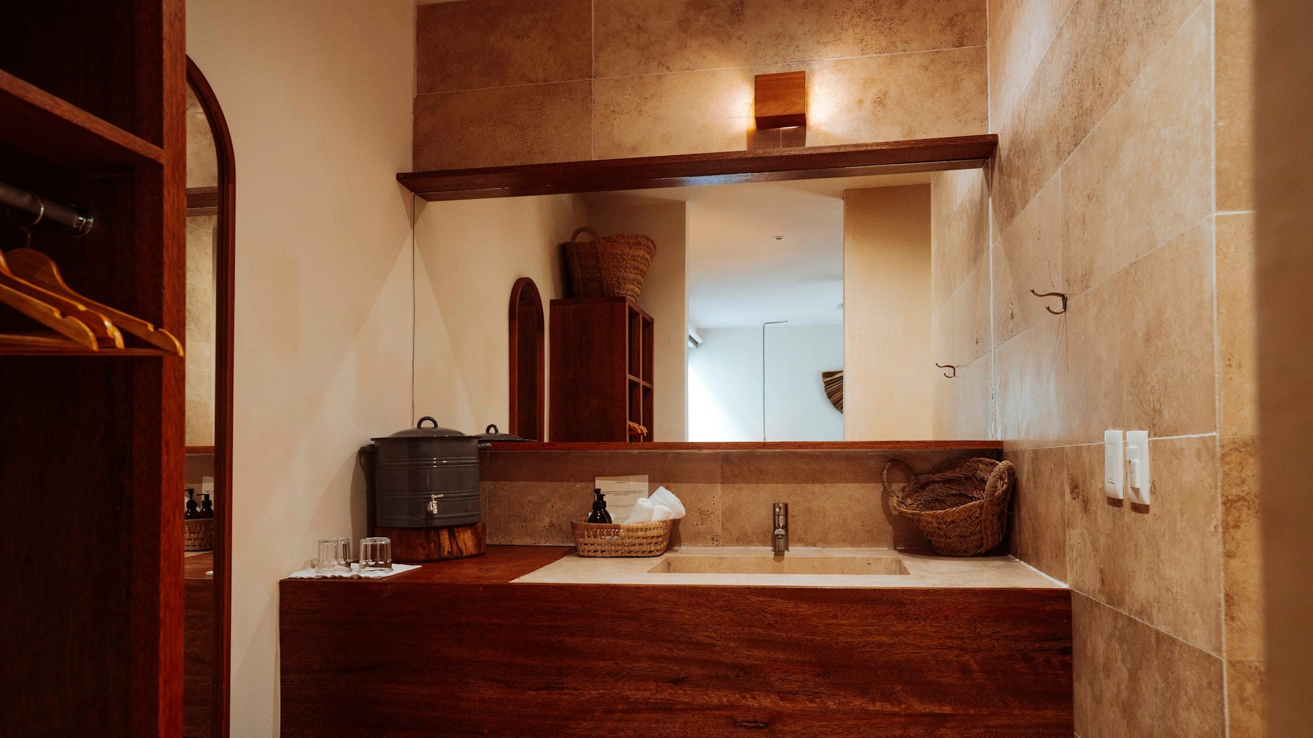 Jungle Double Room - Image 3