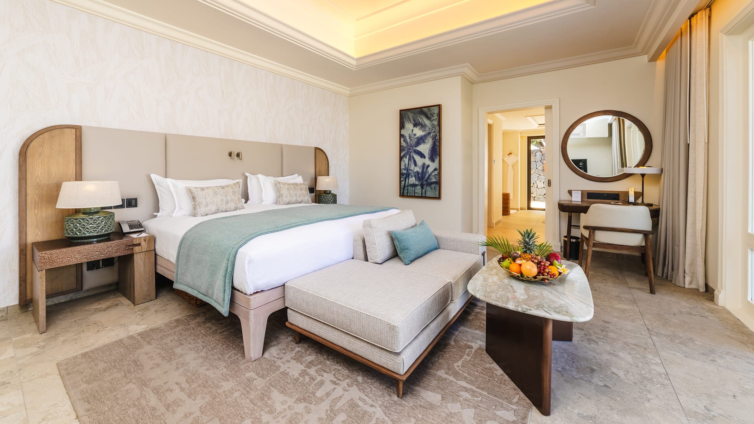 Luxury Suite Pool Villa - Image 3