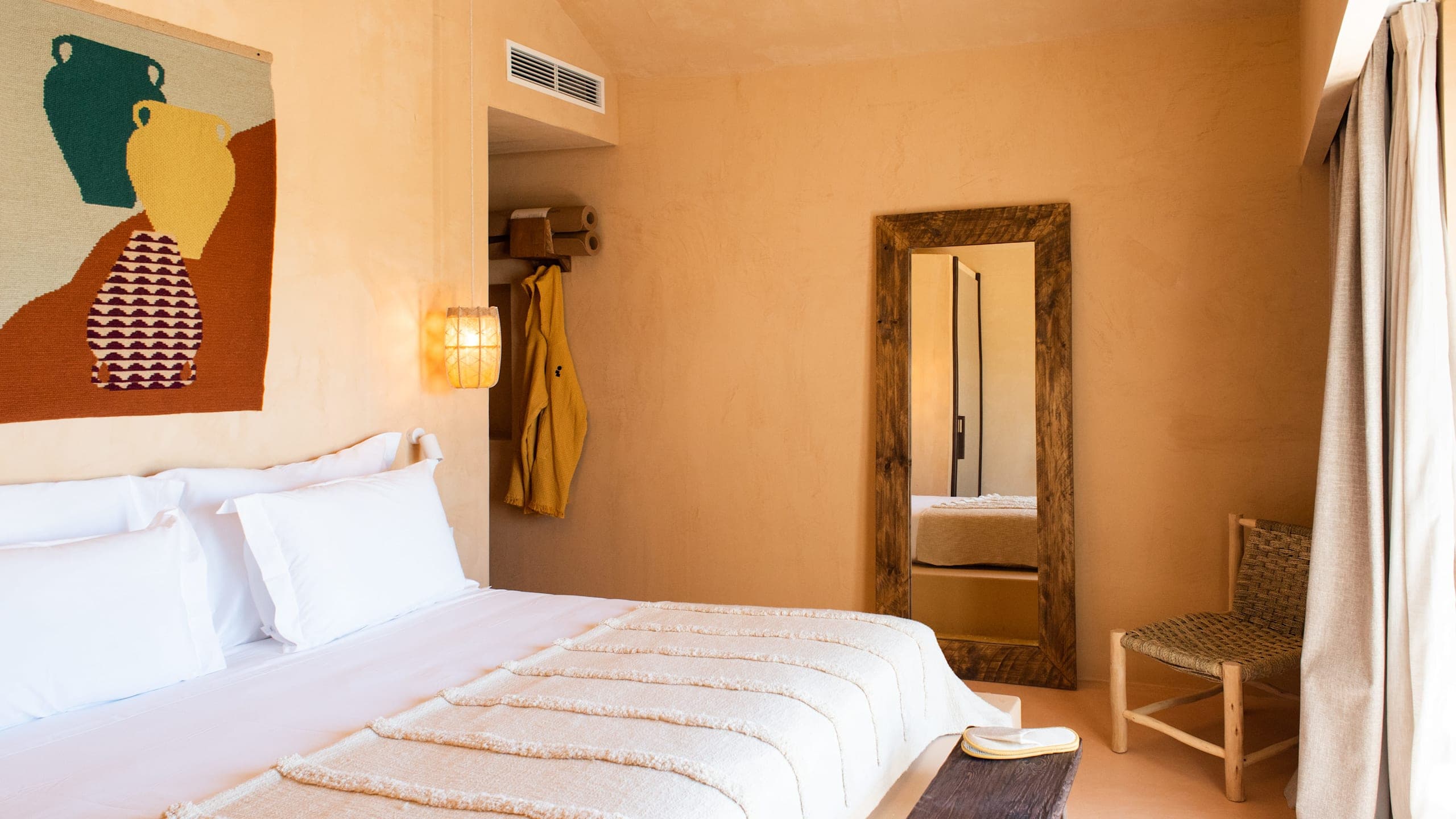 Double Room - Image 2