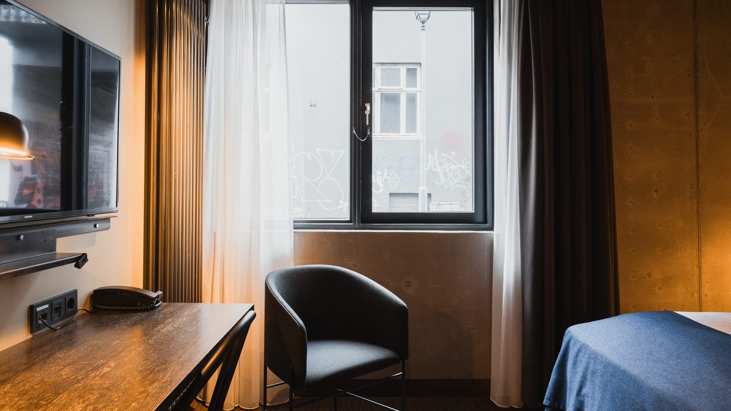 Economy Room - Image 6