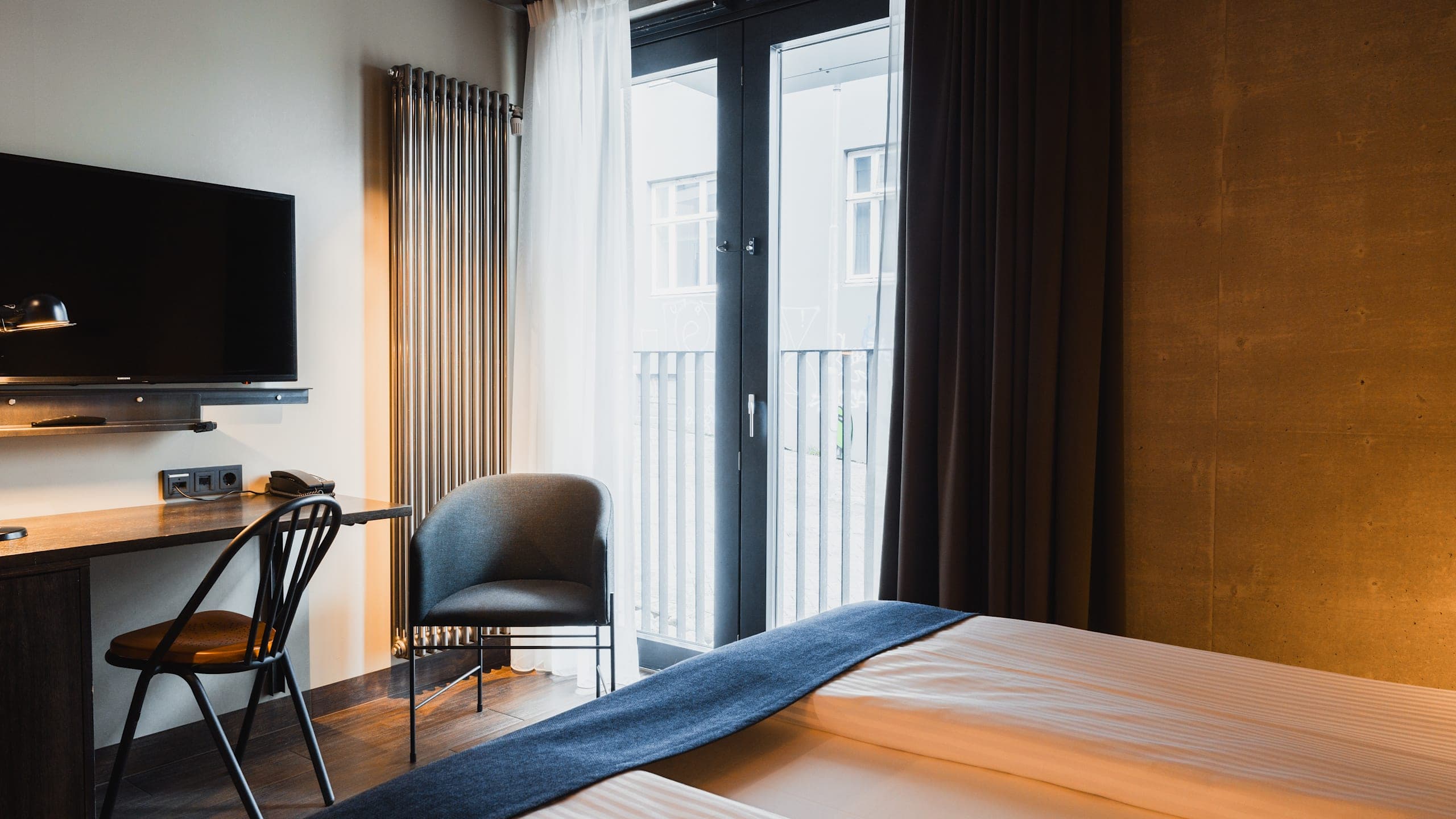 Economy Room - Image 2