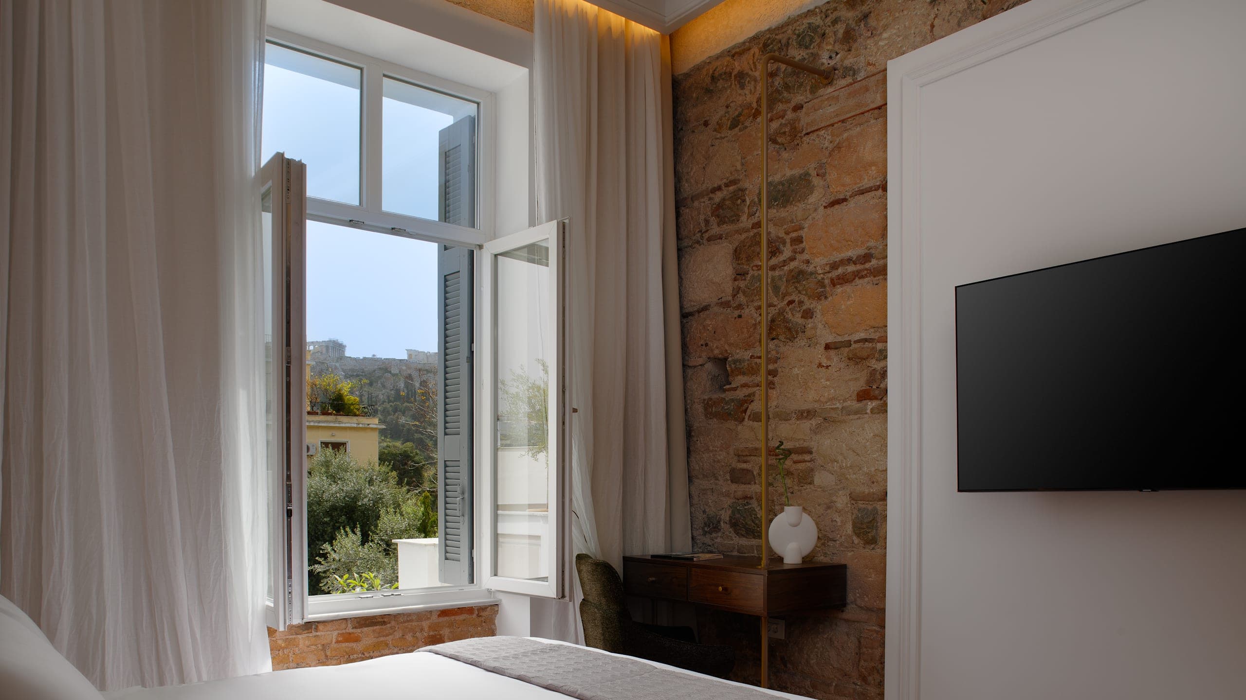 Standard Double - Image 1