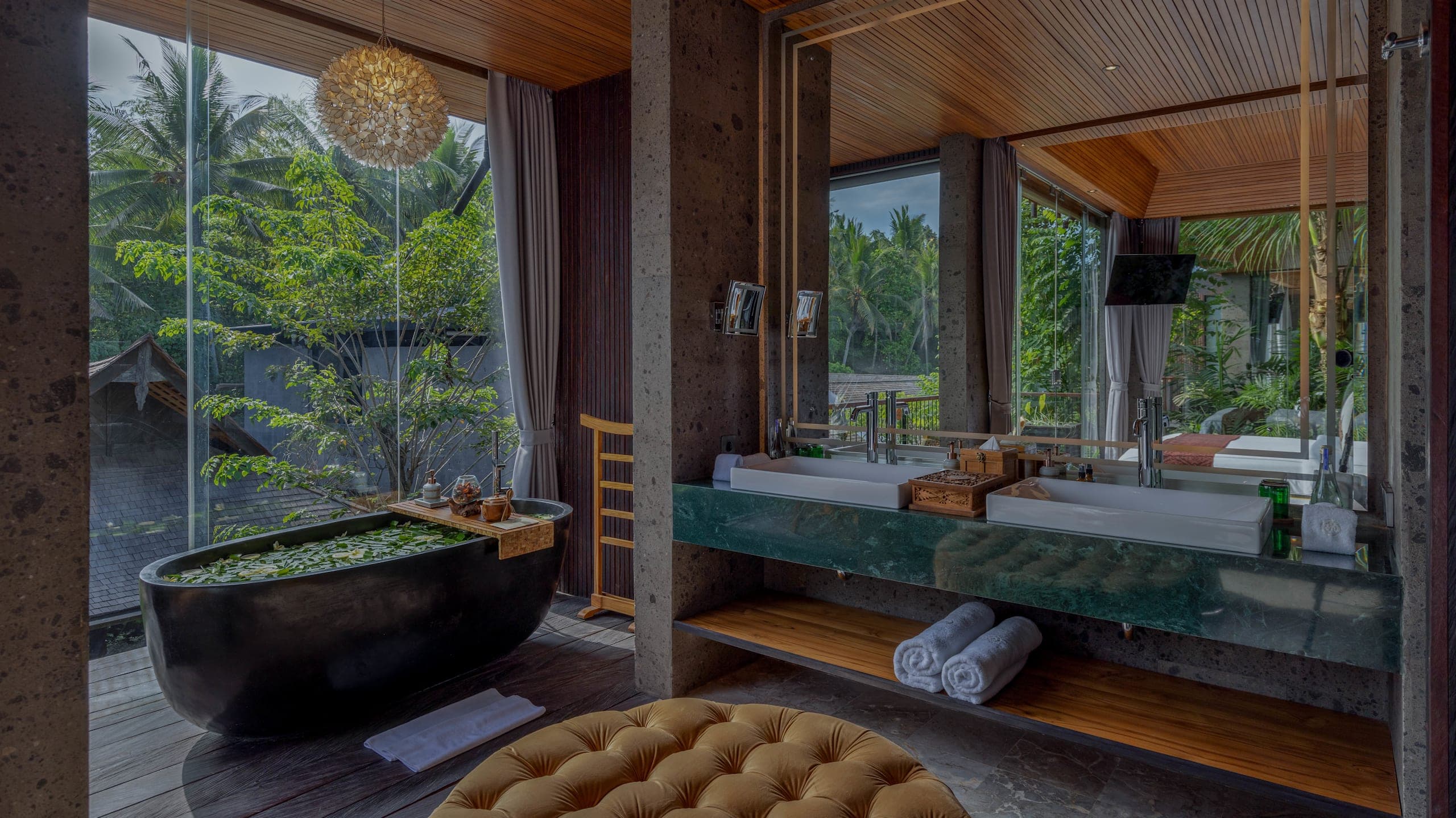 Grand Deluxe Balcony Garden View - Image 1