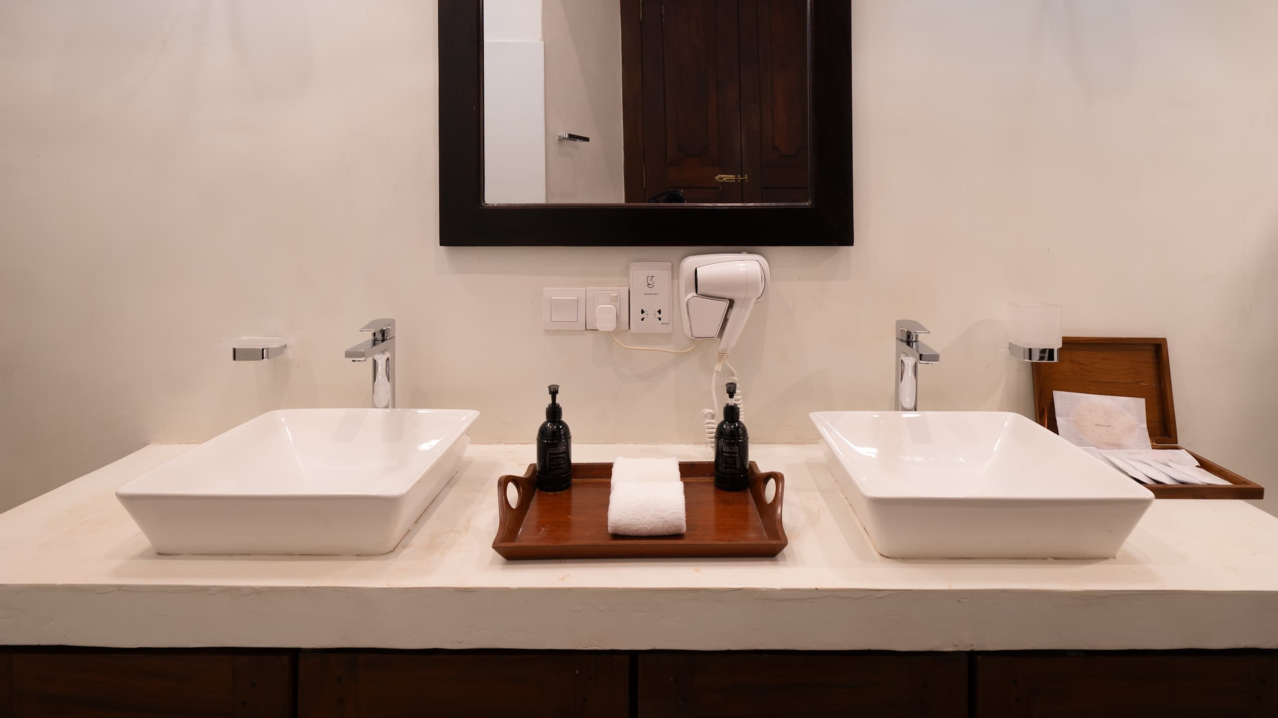 Library Suite - Image 3