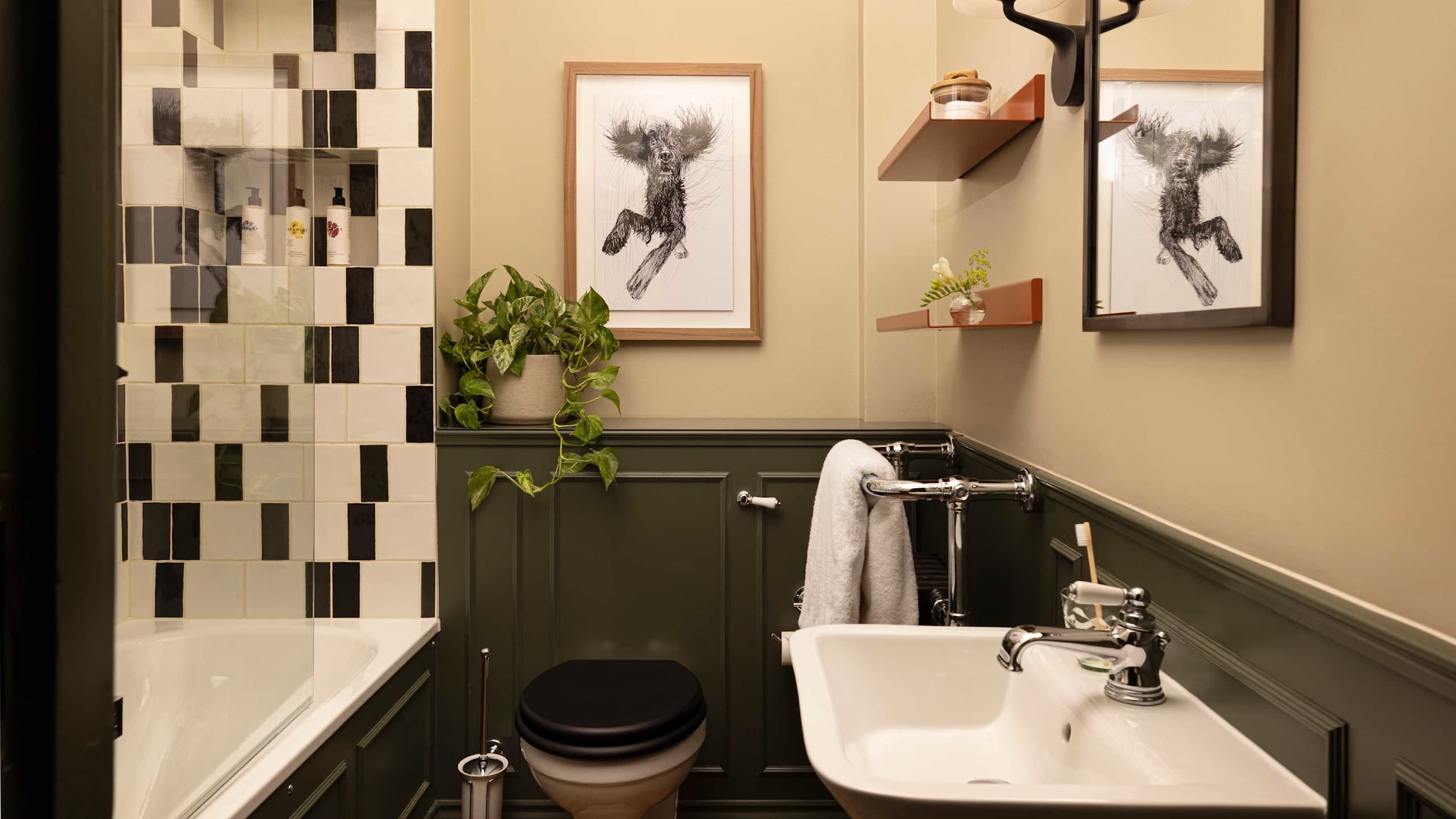 Classic Room - Image 2