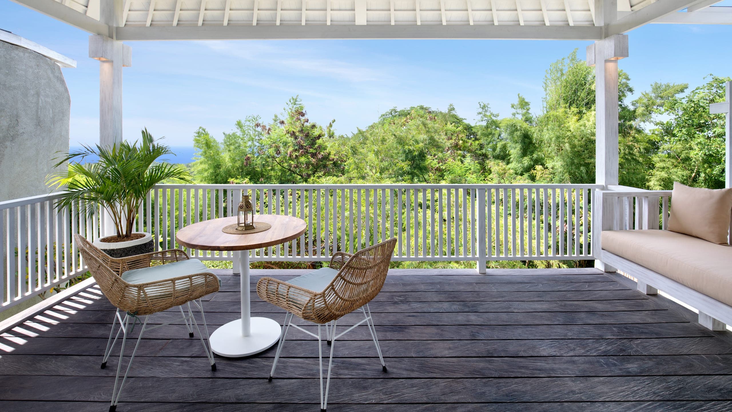 Studio Bedroom Garden View Villa - Image 7