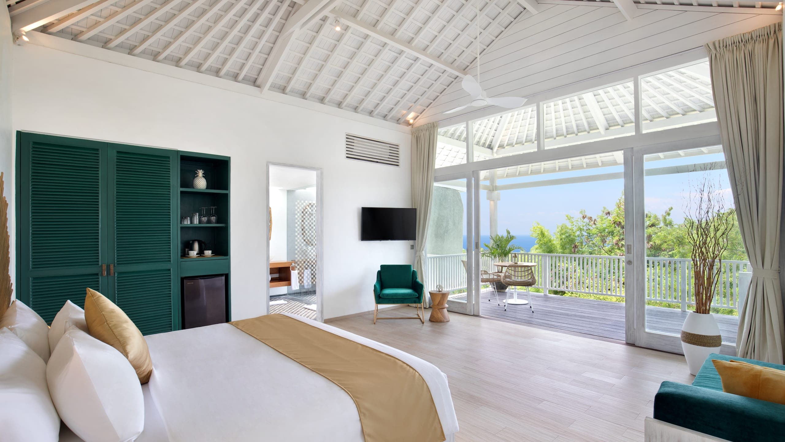 Studio Bedroom Garden View Villa - Image 5