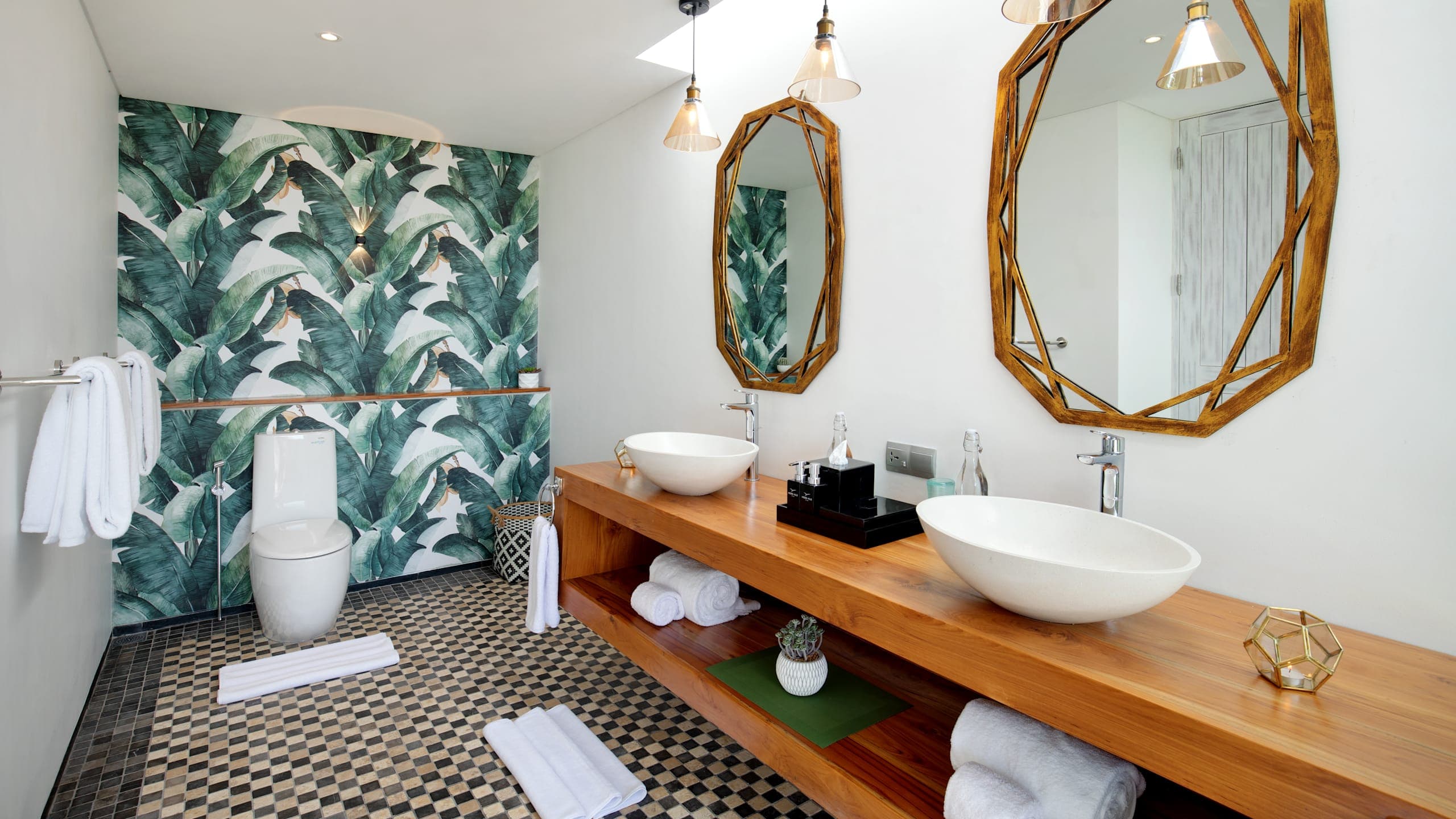 Studio Bedroom Garden View Villa - Image 4