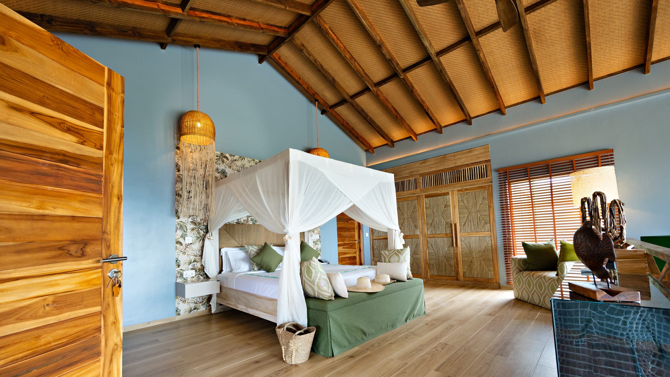 Sunrise Villa with Private Pool - Image 1