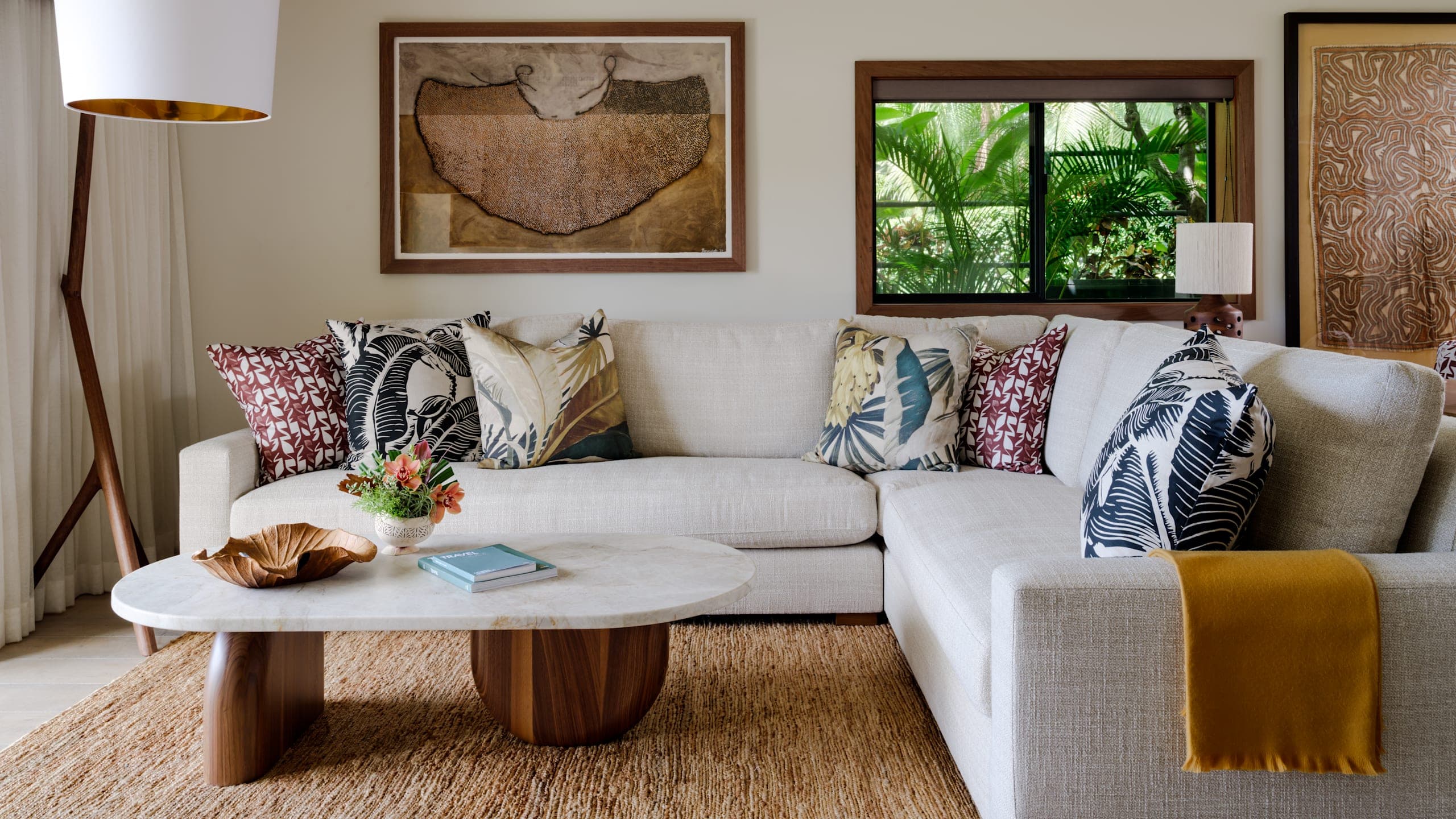 Garden View One Bedroom Suite - Image 2