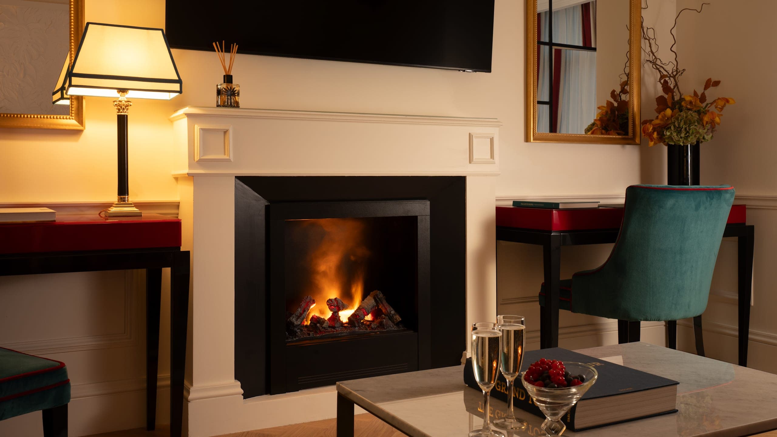 Romantic Junior Suite - Image 3