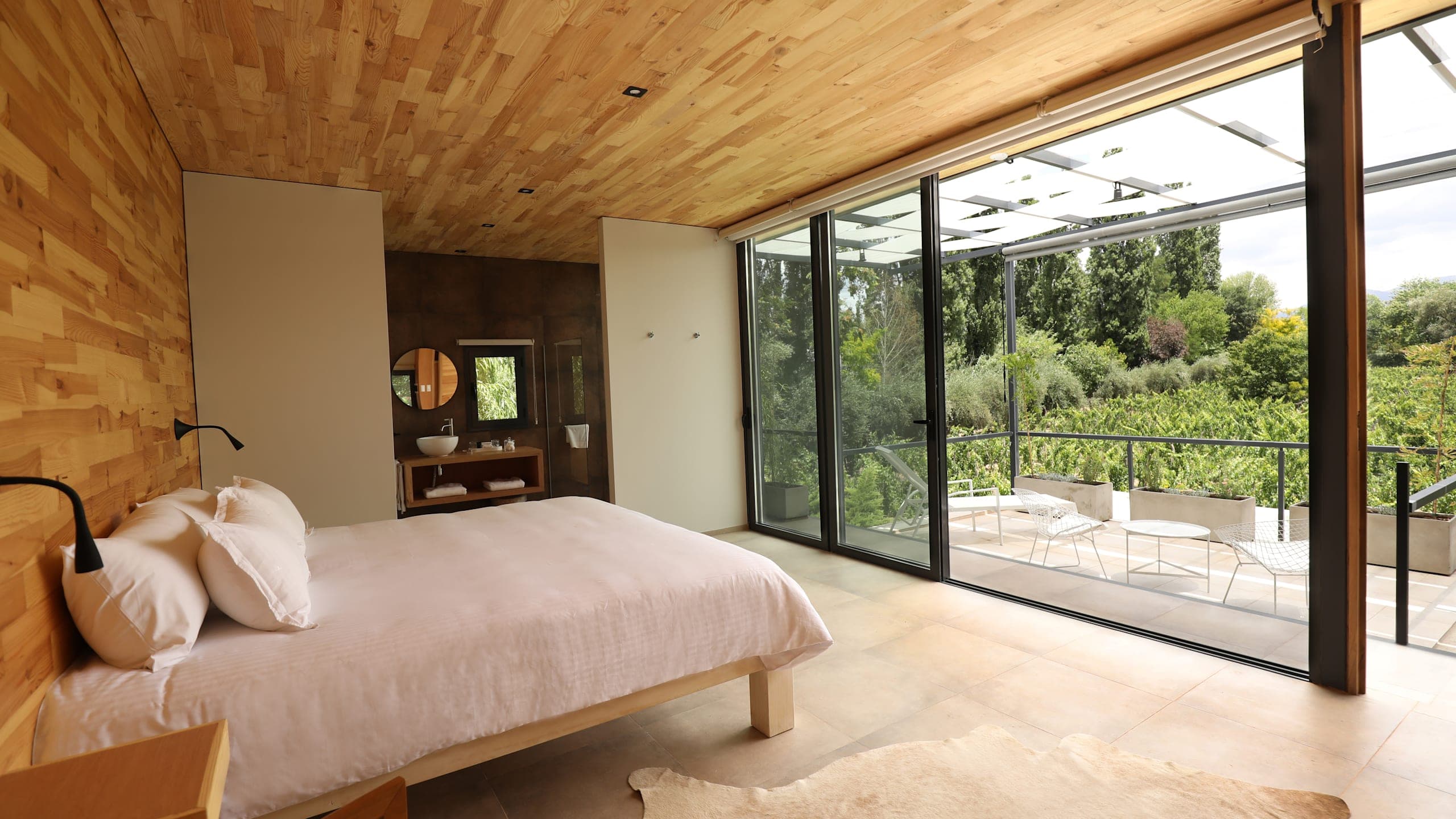 Junior Suite Terrace View - Image 3