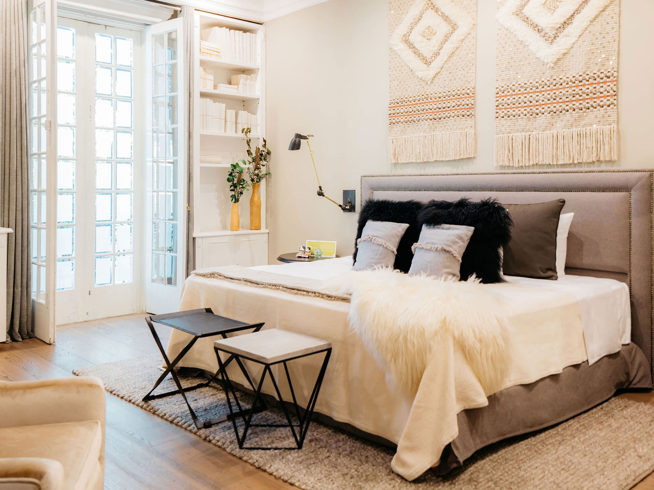 Nima Local House Hotel