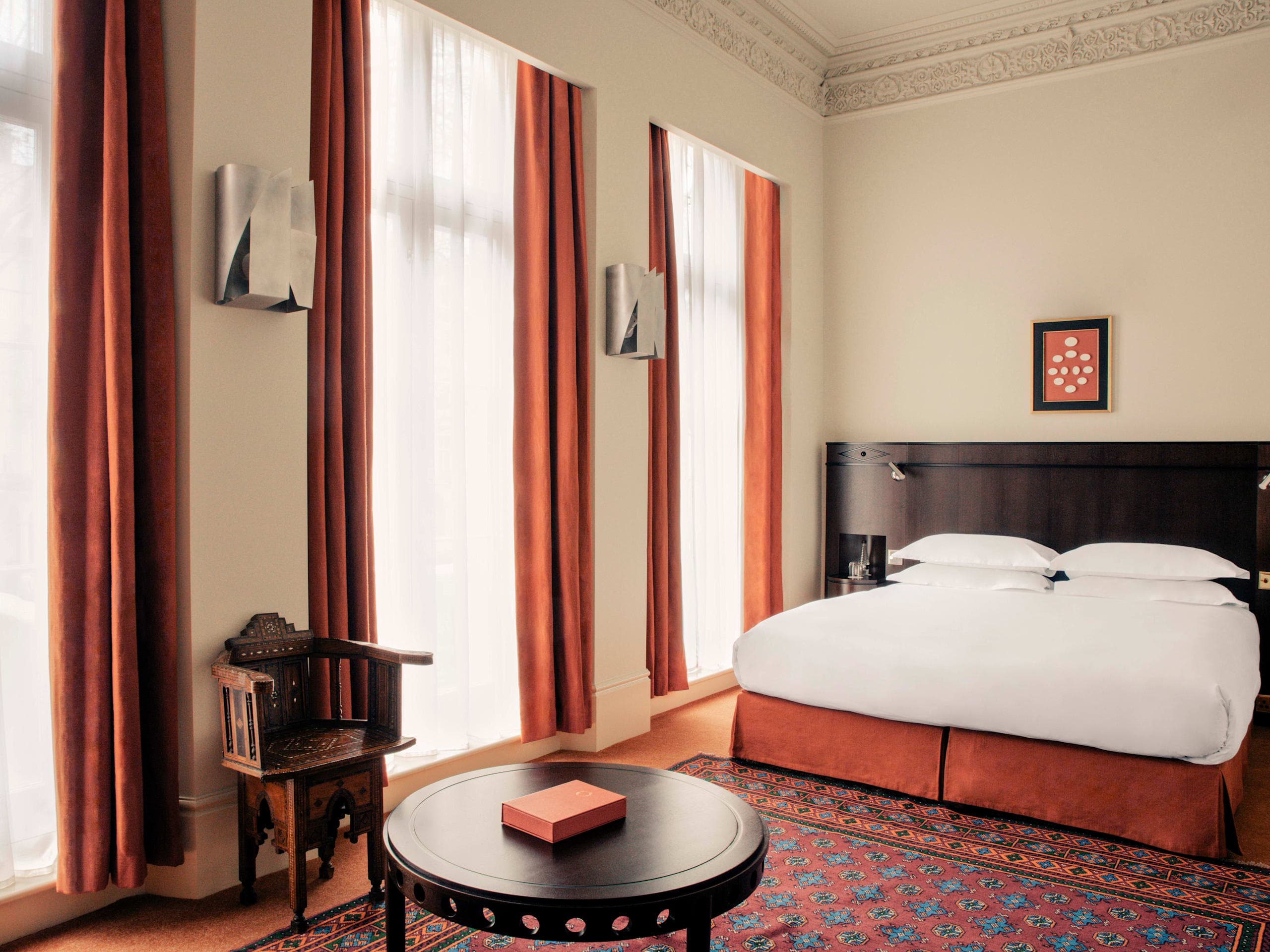 Grand Hotel Bellevue London